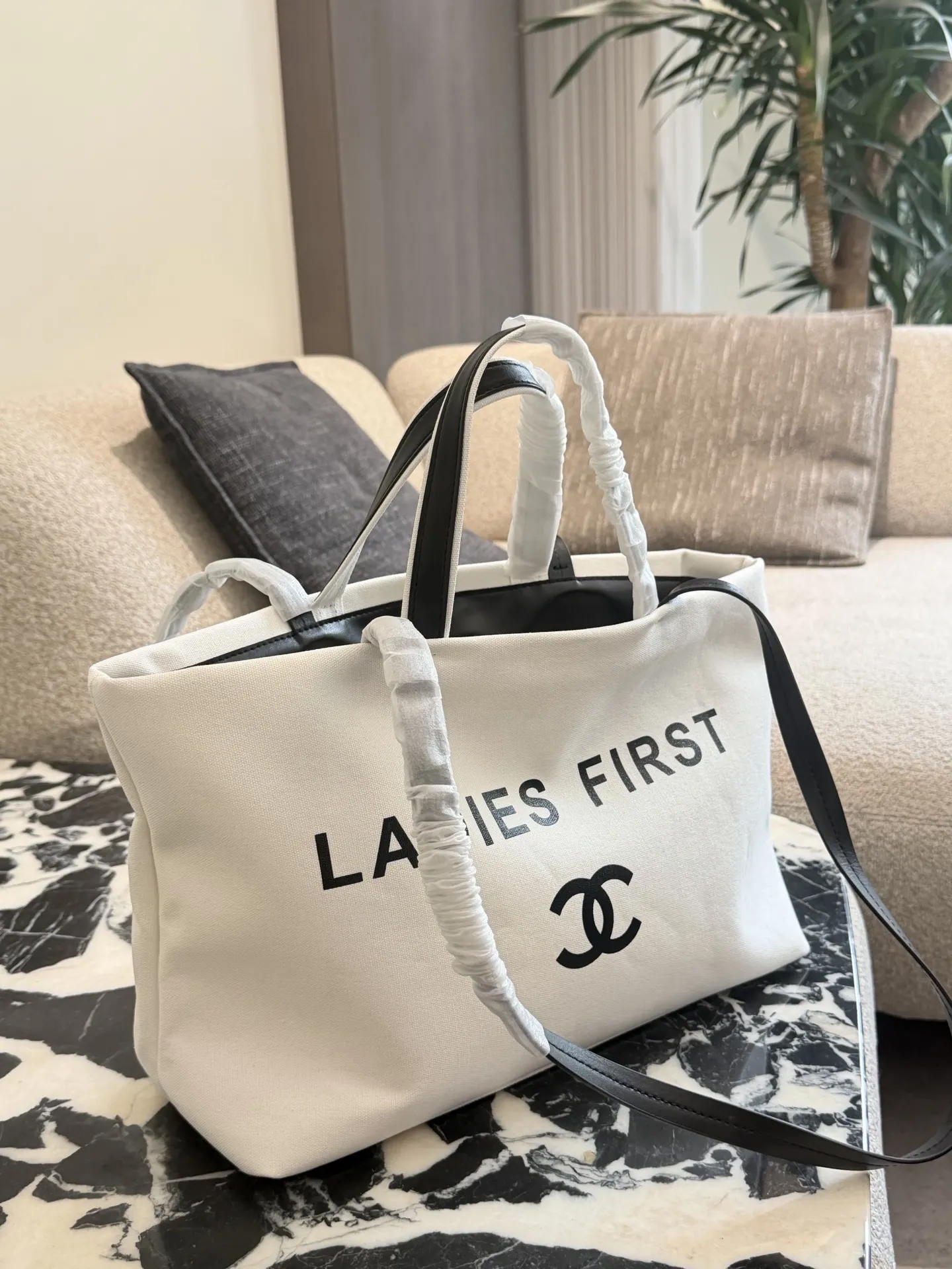 Ladies First Canvas Tote Bag D32018495 — view 8