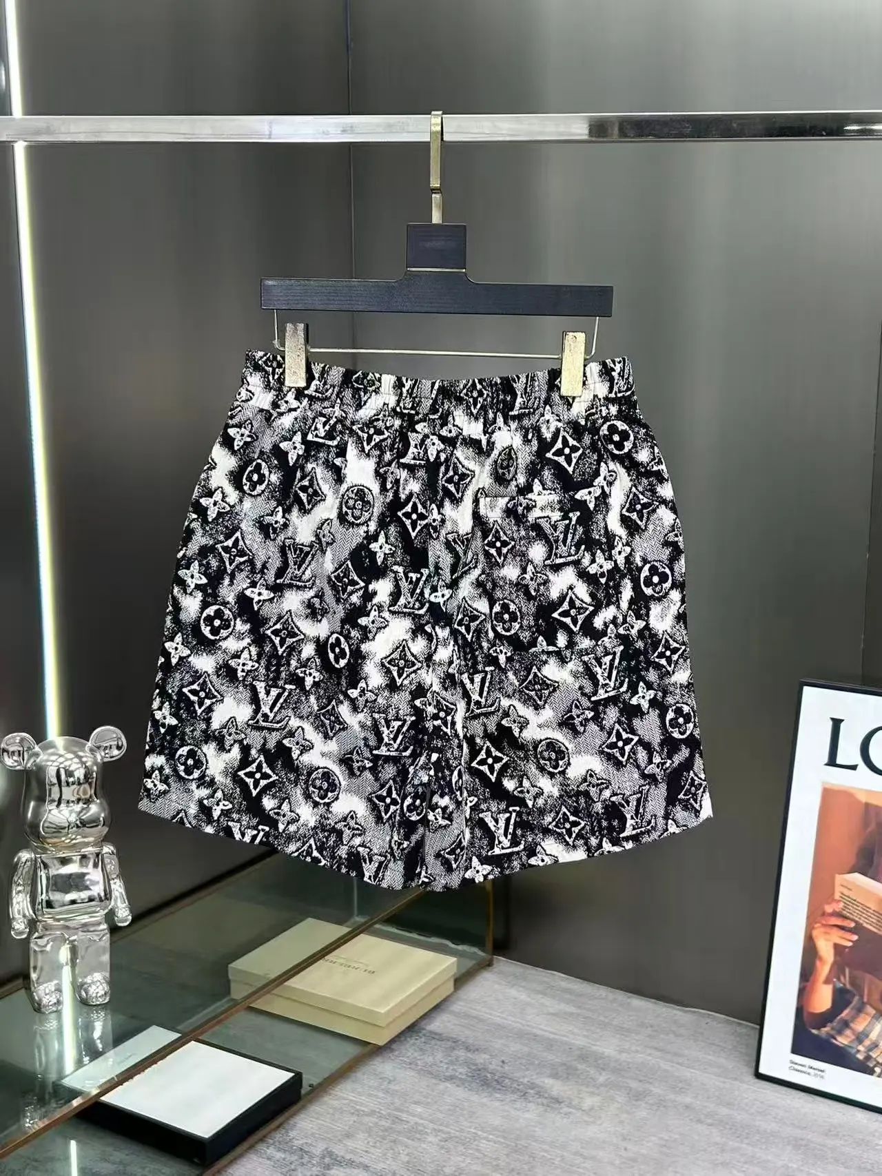 Monogram Jacquard Denim Shorts D15511044 — view 2