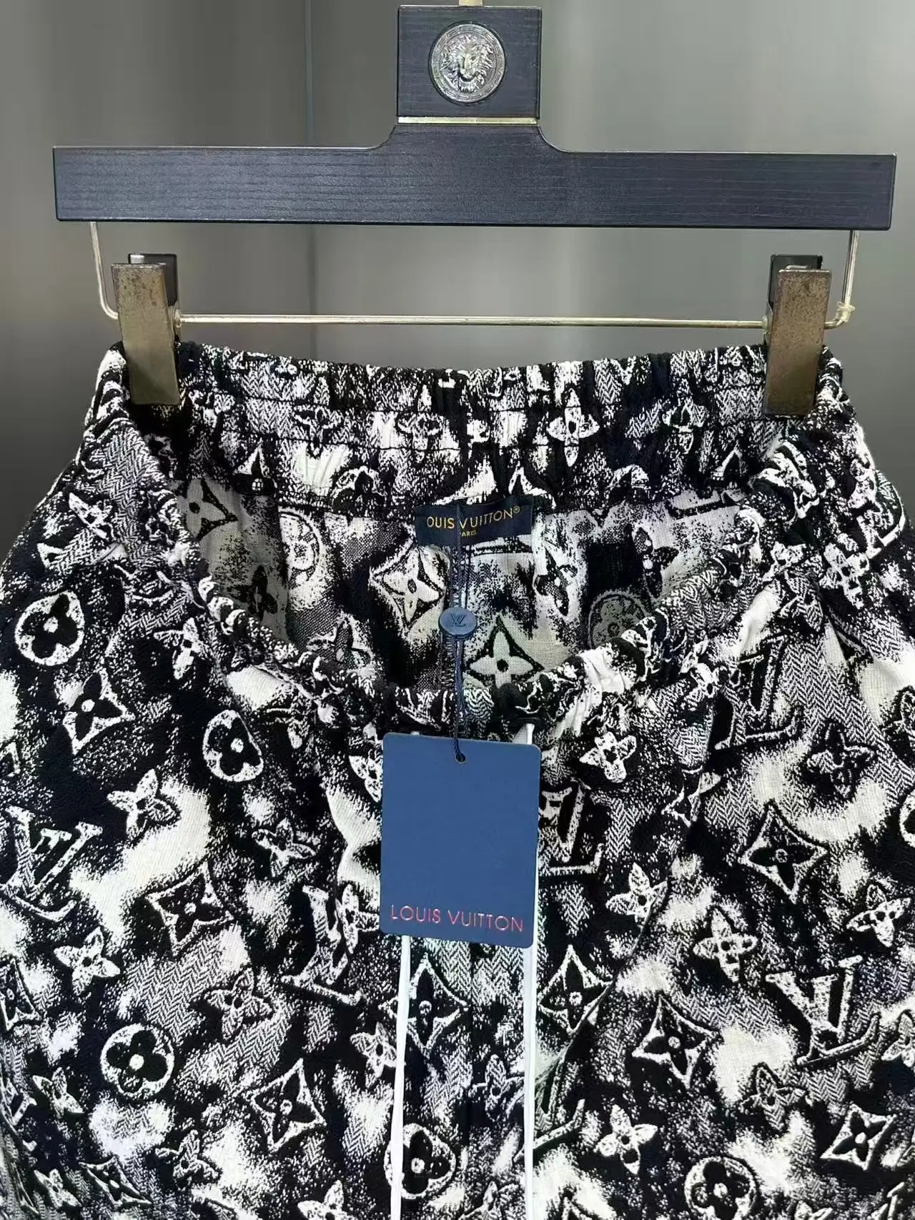 Monogram Jacquard Denim Shorts D15511044 — view 6