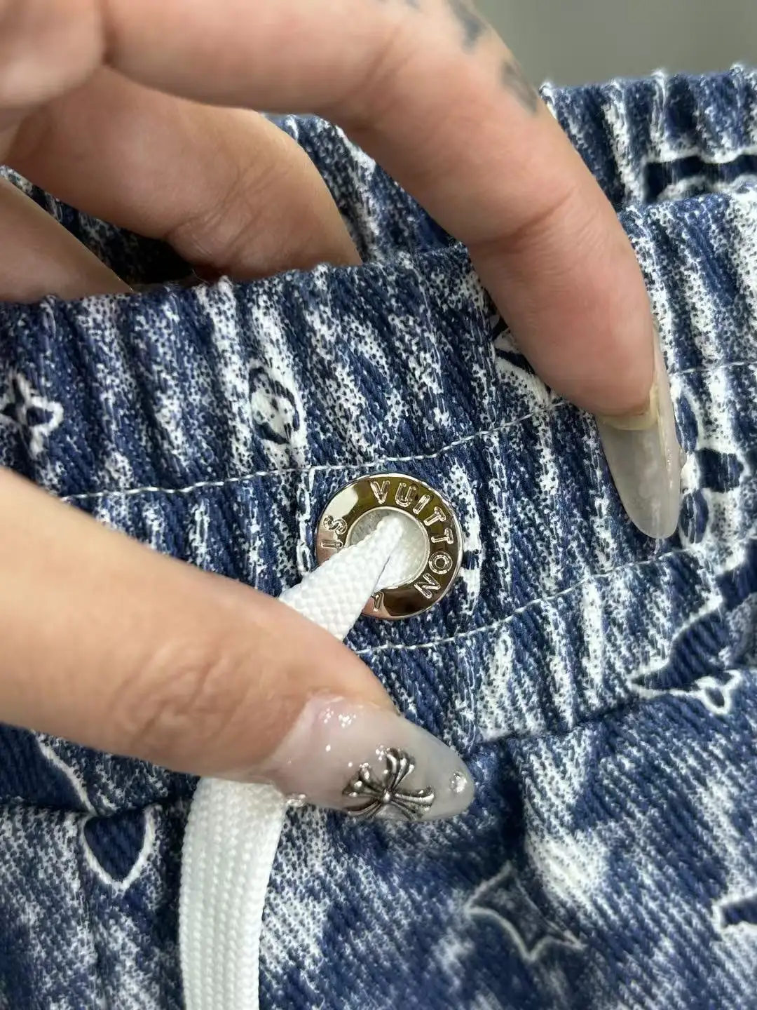 Monogram Jacquard Denim Shorts D15511041 — view 5