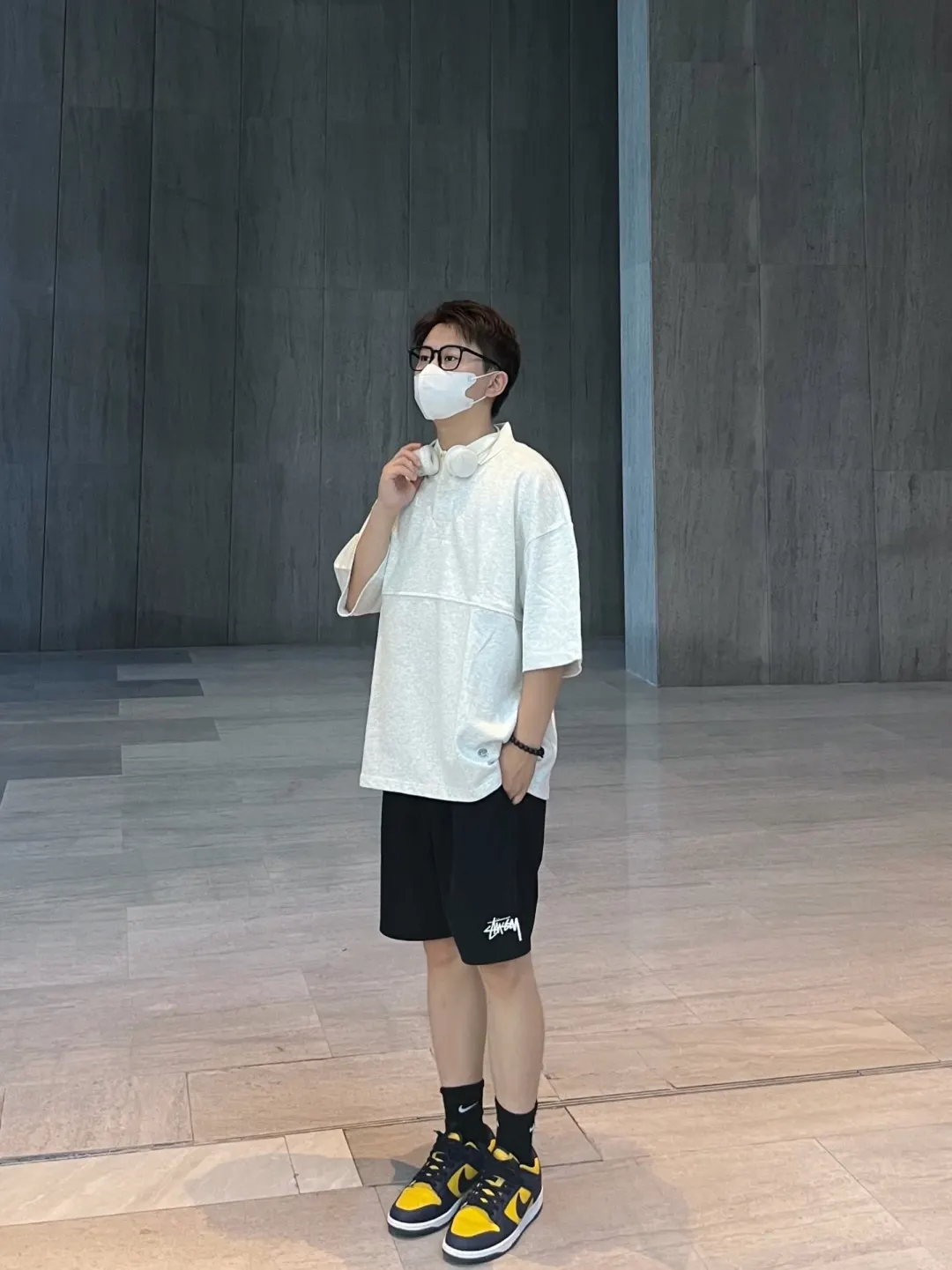 Nike x Stüssy Woven Water-Repellent Shorts D12523694 — view 24