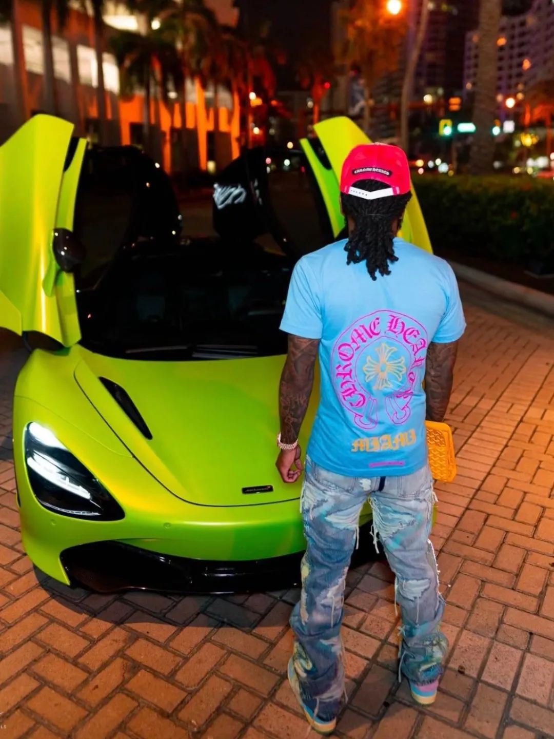 Miami Limited Edition Embroidered T-Shirt D12023683 — view 4