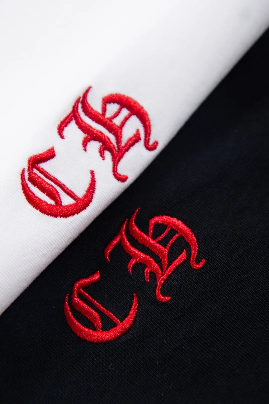 Embroidered Cross Logo Heavyweight Cotton T-Shirt D12523682 — view 8