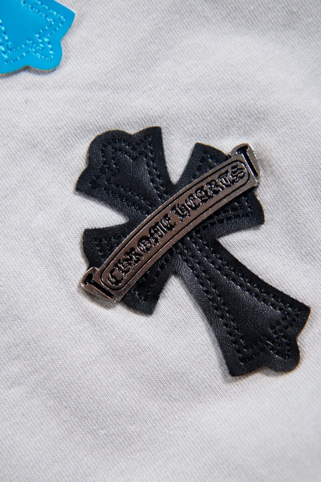 Leather Patch Heavyweight Cotton T-Shirt D12523681 — view 34