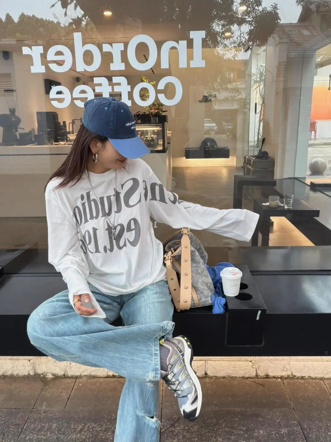 Logo-Print Cotton Long-Sleeve T-Shirt D13023704 — view 48
