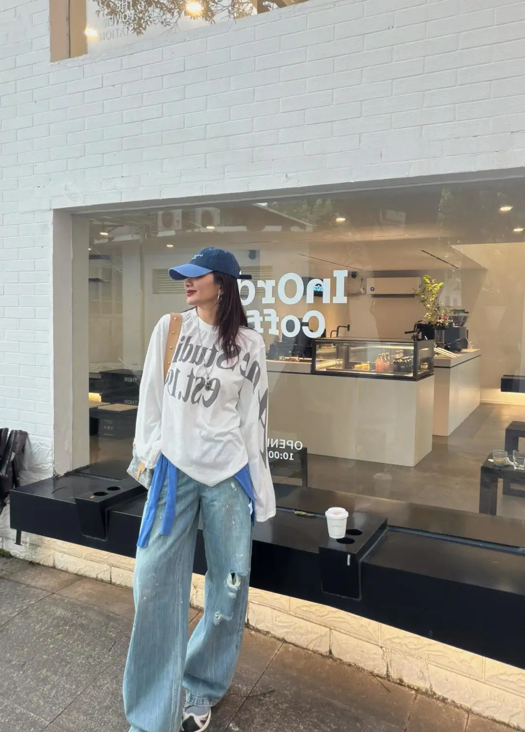 Logo-Print Cotton Long-Sleeve T-Shirt D13023704 — view 68