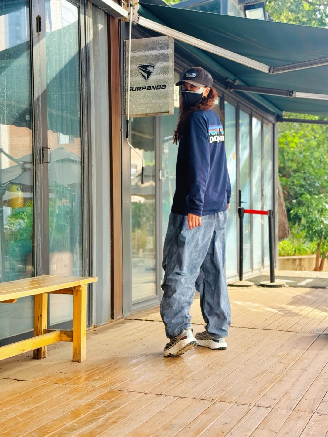 P-6 Logo Response Long-Sleeve T-Shirt D12023691 — view 103