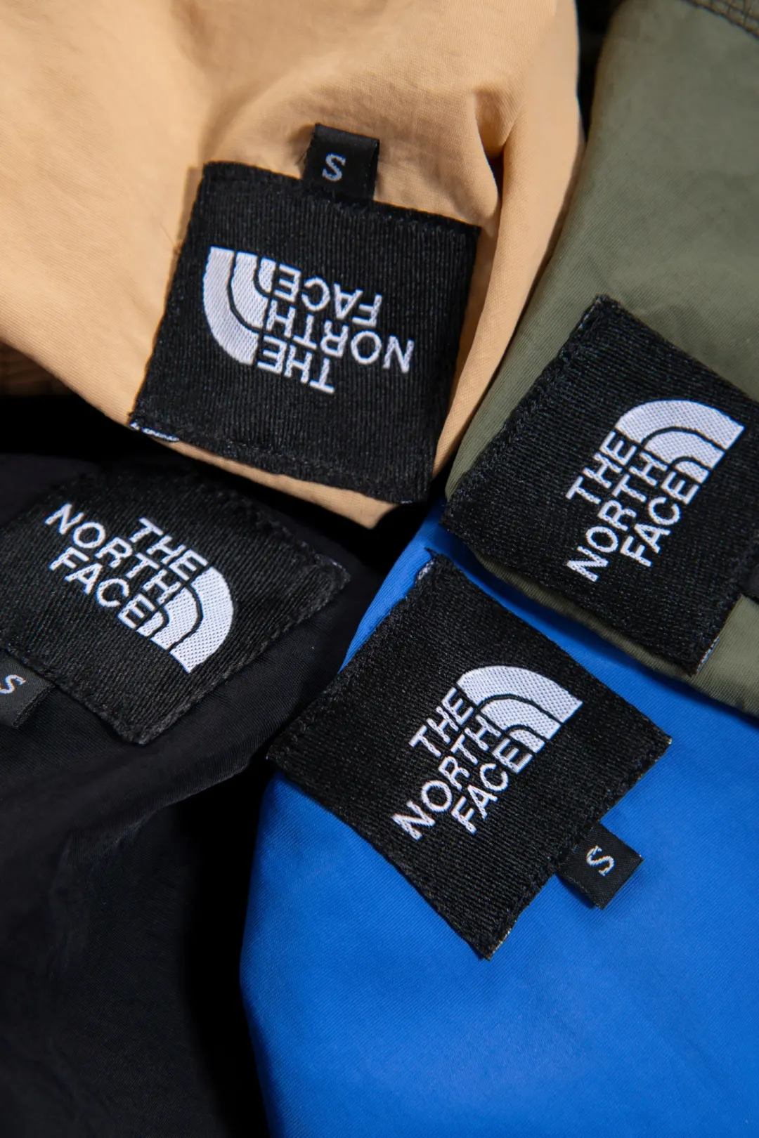 Embroidered Logo Quick-Dry Shorts D12523706 — view 45
