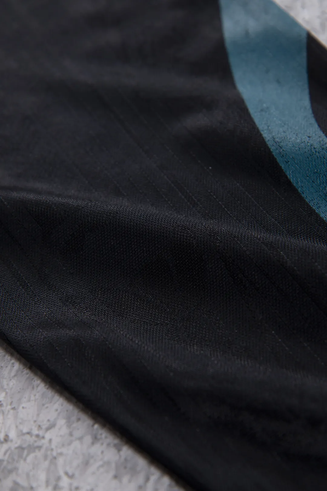 Bow Graphic Jacquard Football Jersey D15023707 — view 29