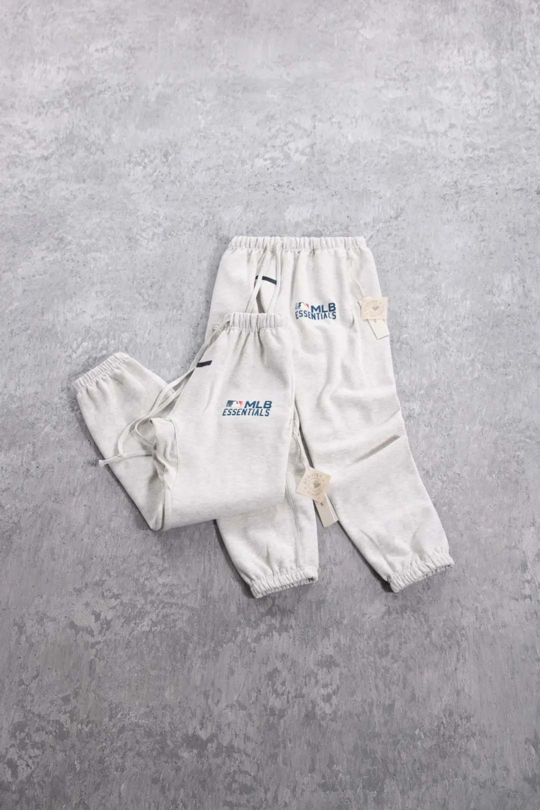 Fear of God Essentials x MLB Logo Sweatpants D17023703 — view 8