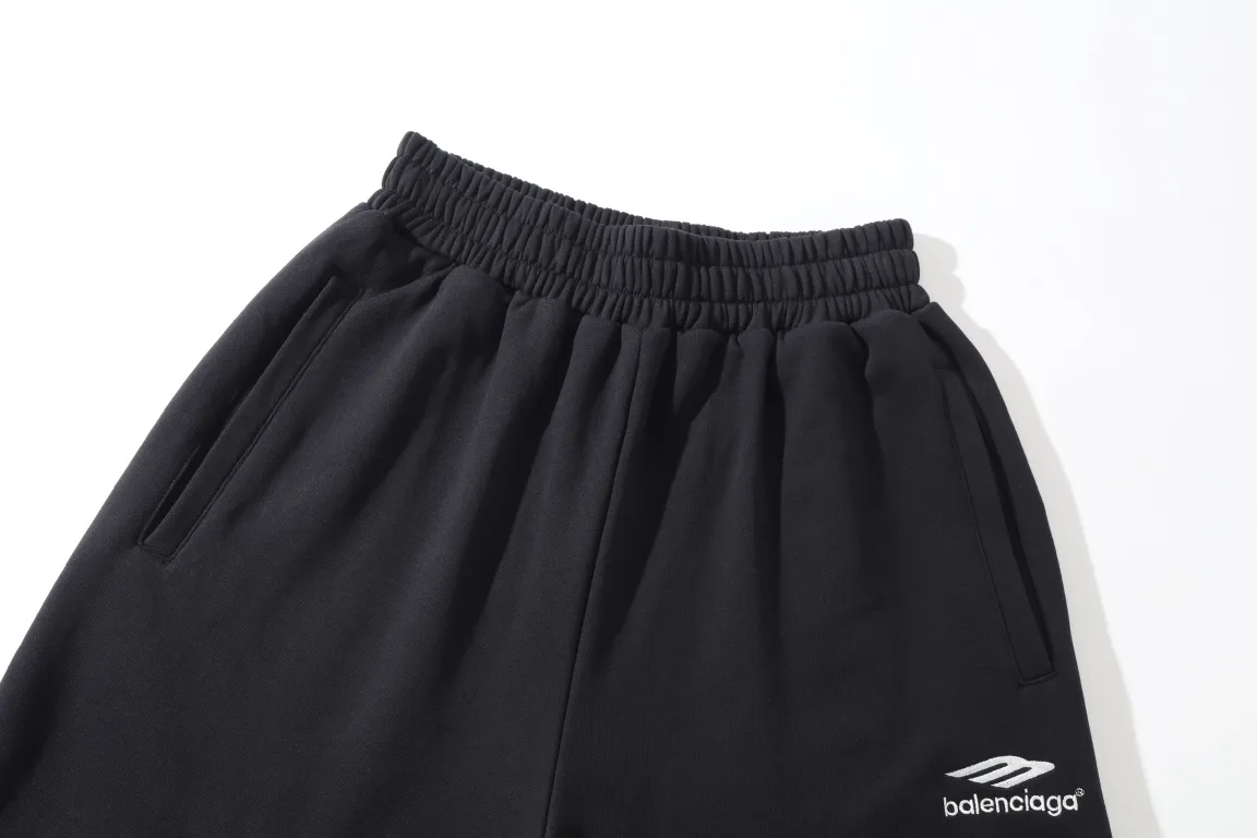 3B Logo Embroidered Sweat Shorts D16521269 — view 14