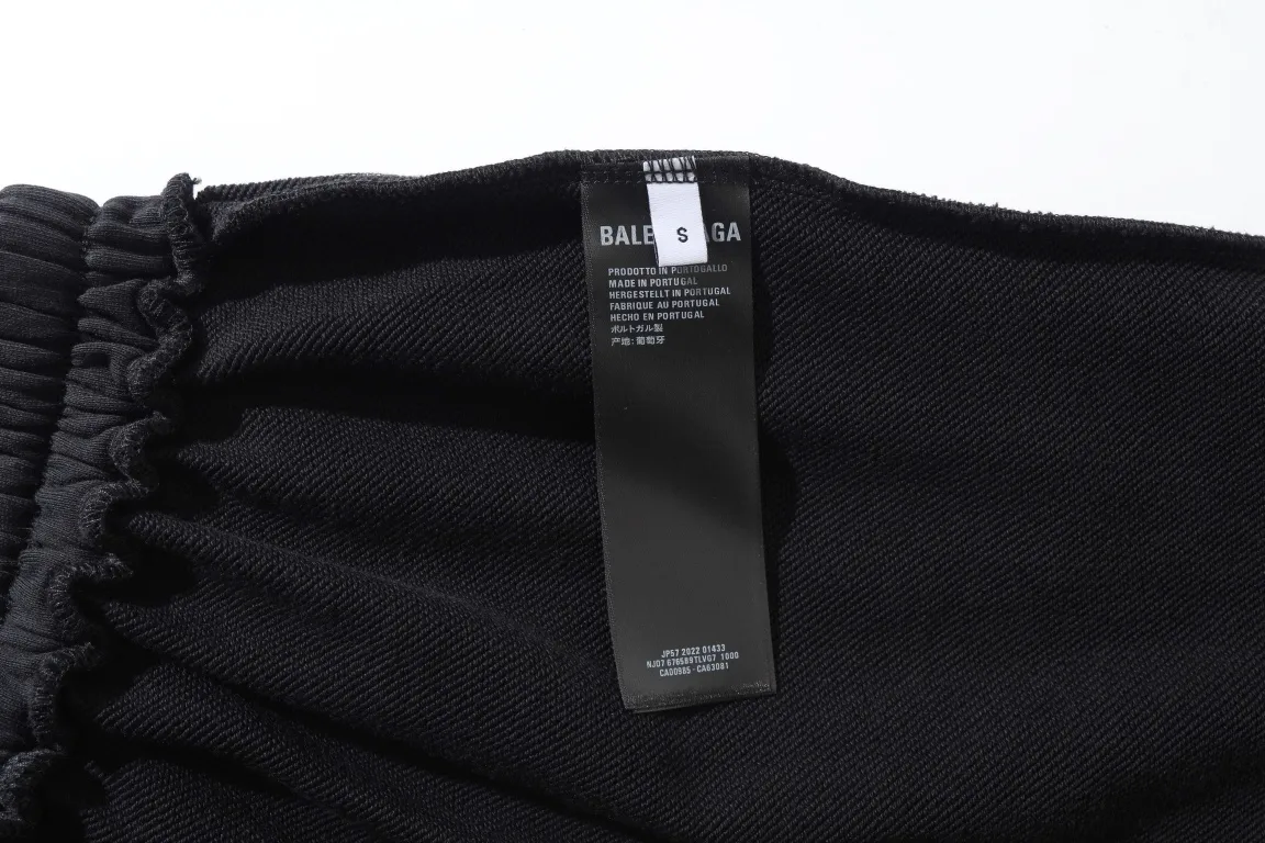 3B Logo Embroidered Sweat Shorts D16521269 — view 17