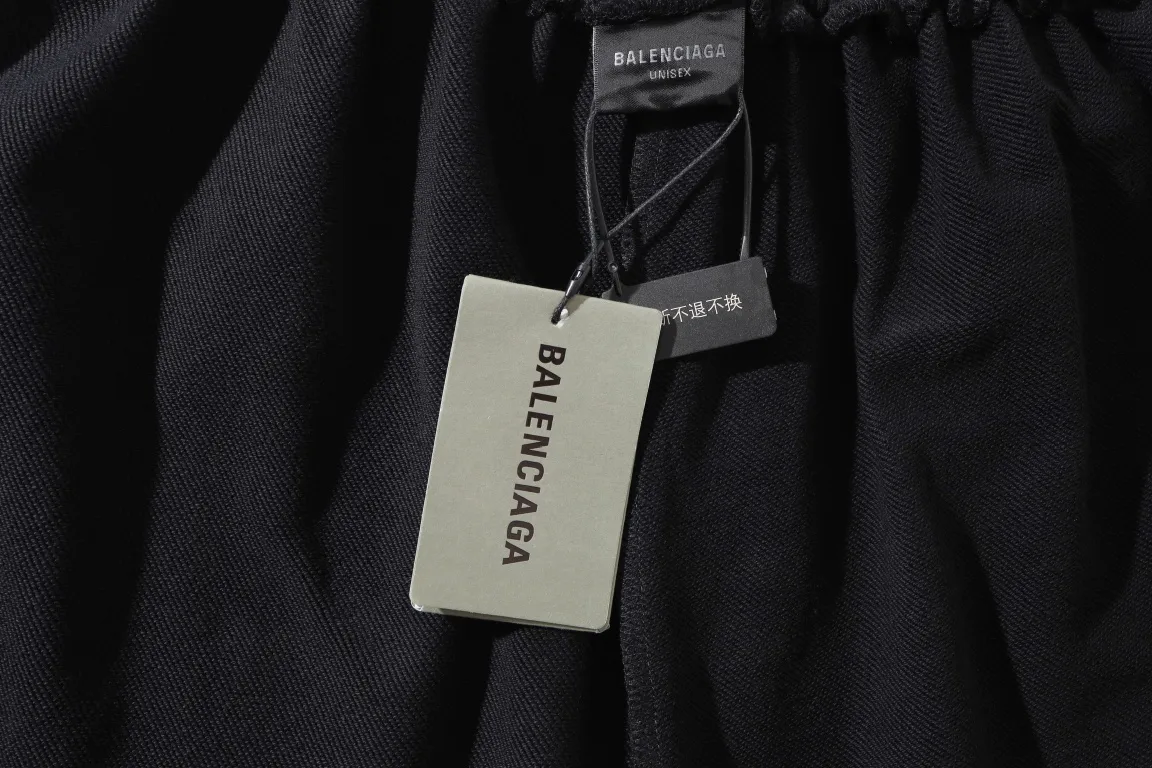 3B Logo Embroidered Sweat Shorts D16521269 — view 18