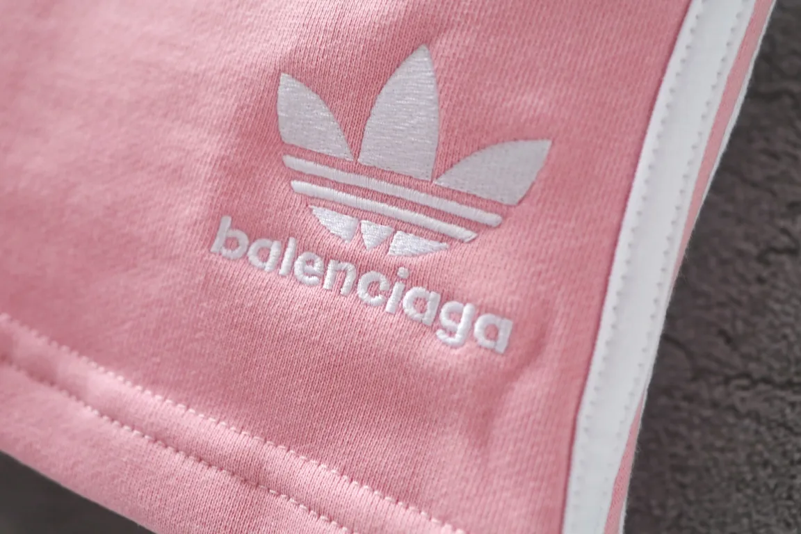 Logo Embroidered Striped Jersey Shorts D16521270 — view 3