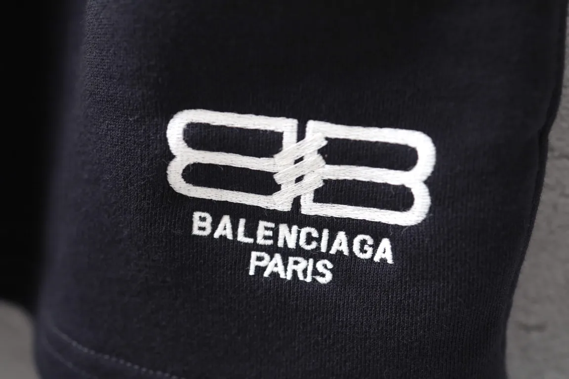 BB Logo Embroidered Cotton-Jersey Shorts D16521266 — view 4