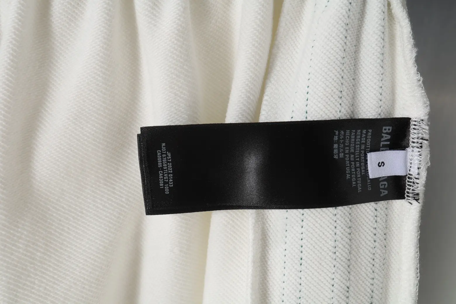 3B Logo Embroidered Side-Stripe Shorts D16521268 — view 9