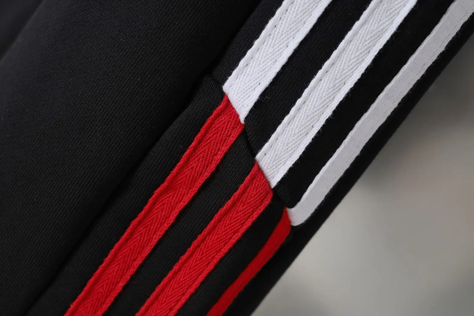 3B Logo Embroidered Side-Stripe Shorts D16521268 — view 13