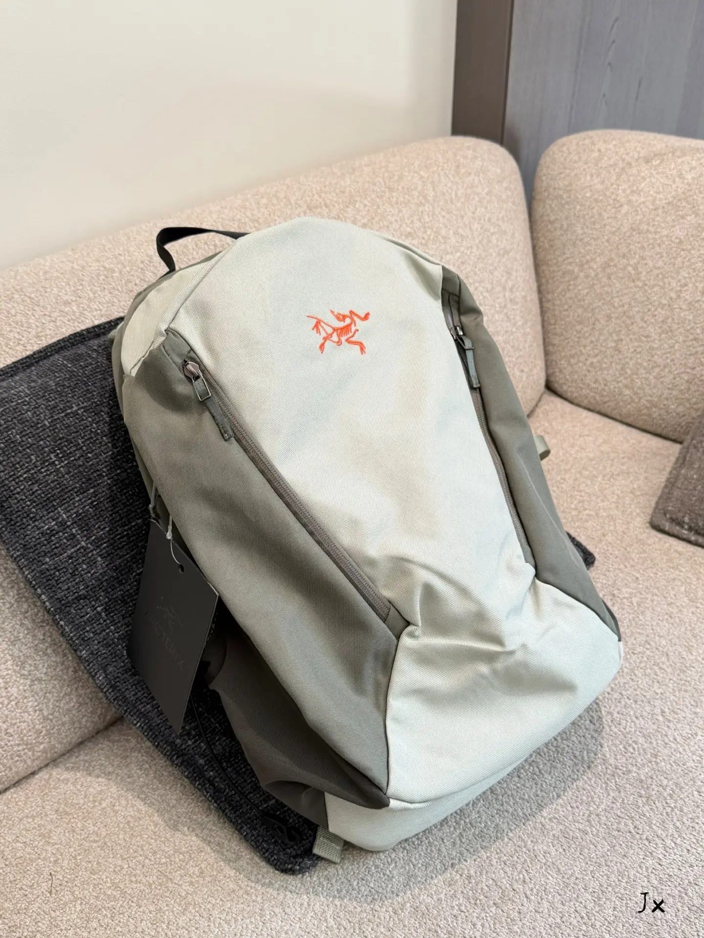 Heliad 15L Lightweight Backpack D36018456