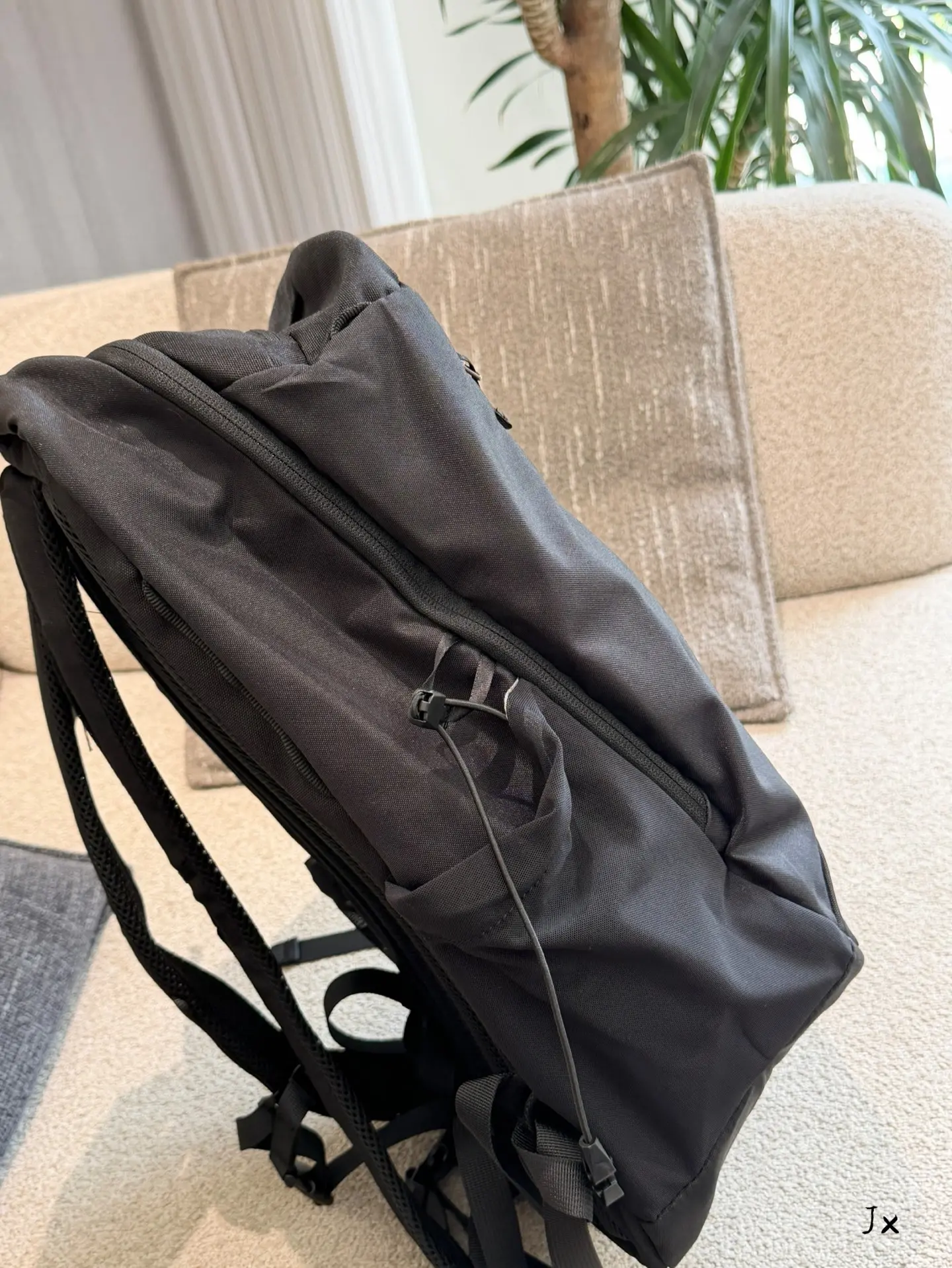 Heliad 15L Lightweight Backpack D36018456 — view 4