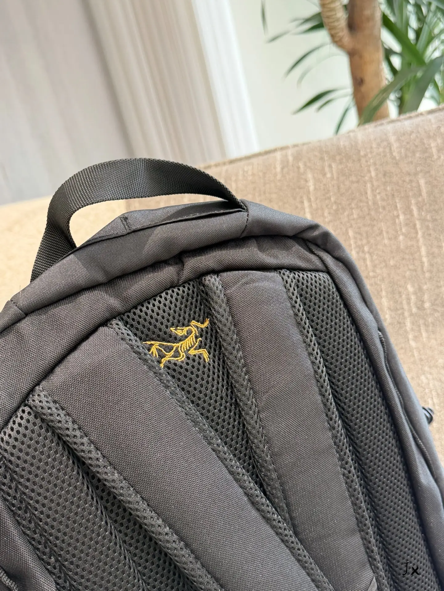 Heliad 15L Lightweight Backpack D36018456 — view 6