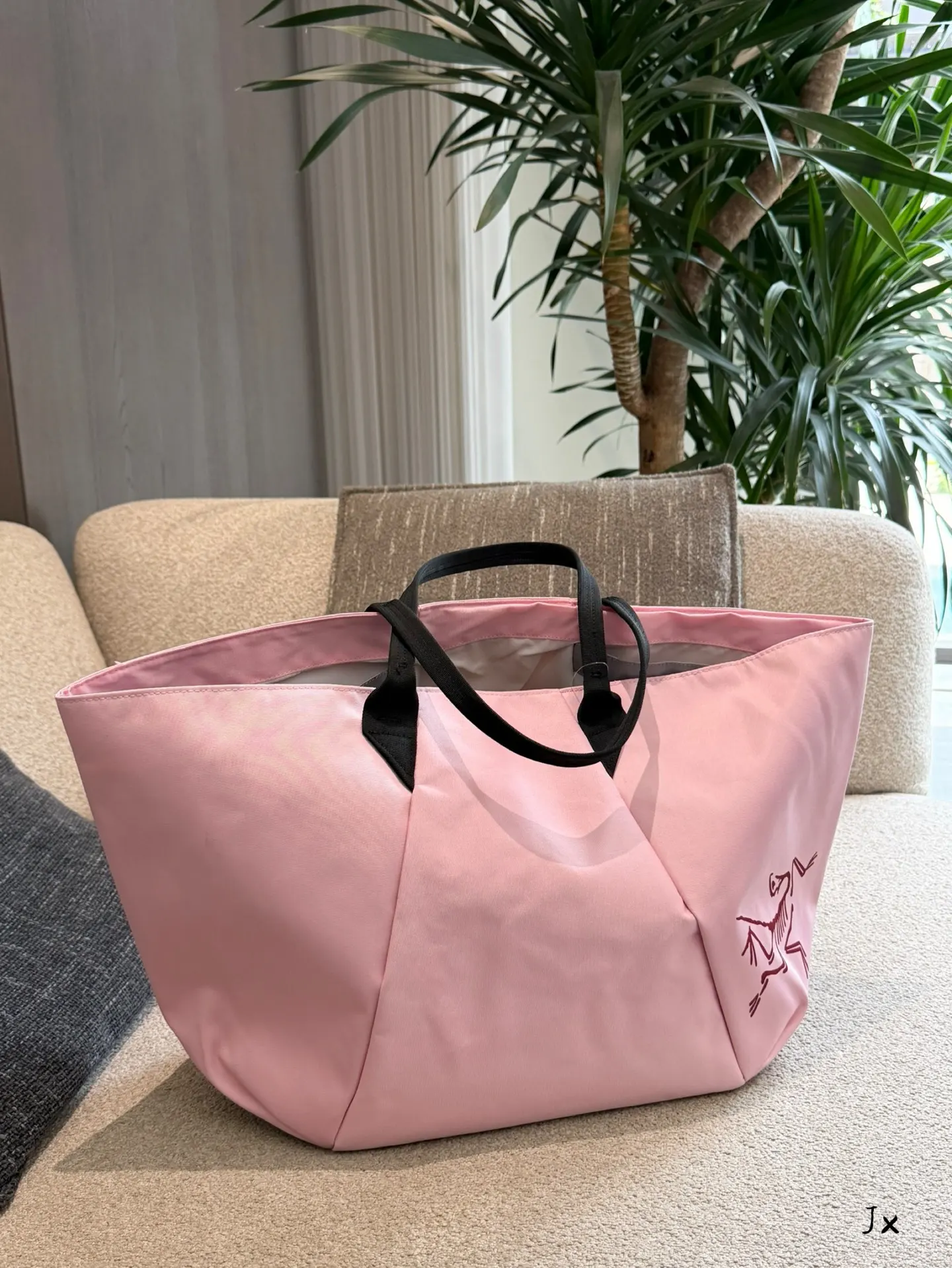 Carrier 45L Ripstop Nylon Tote Bag D36018454 — view 3