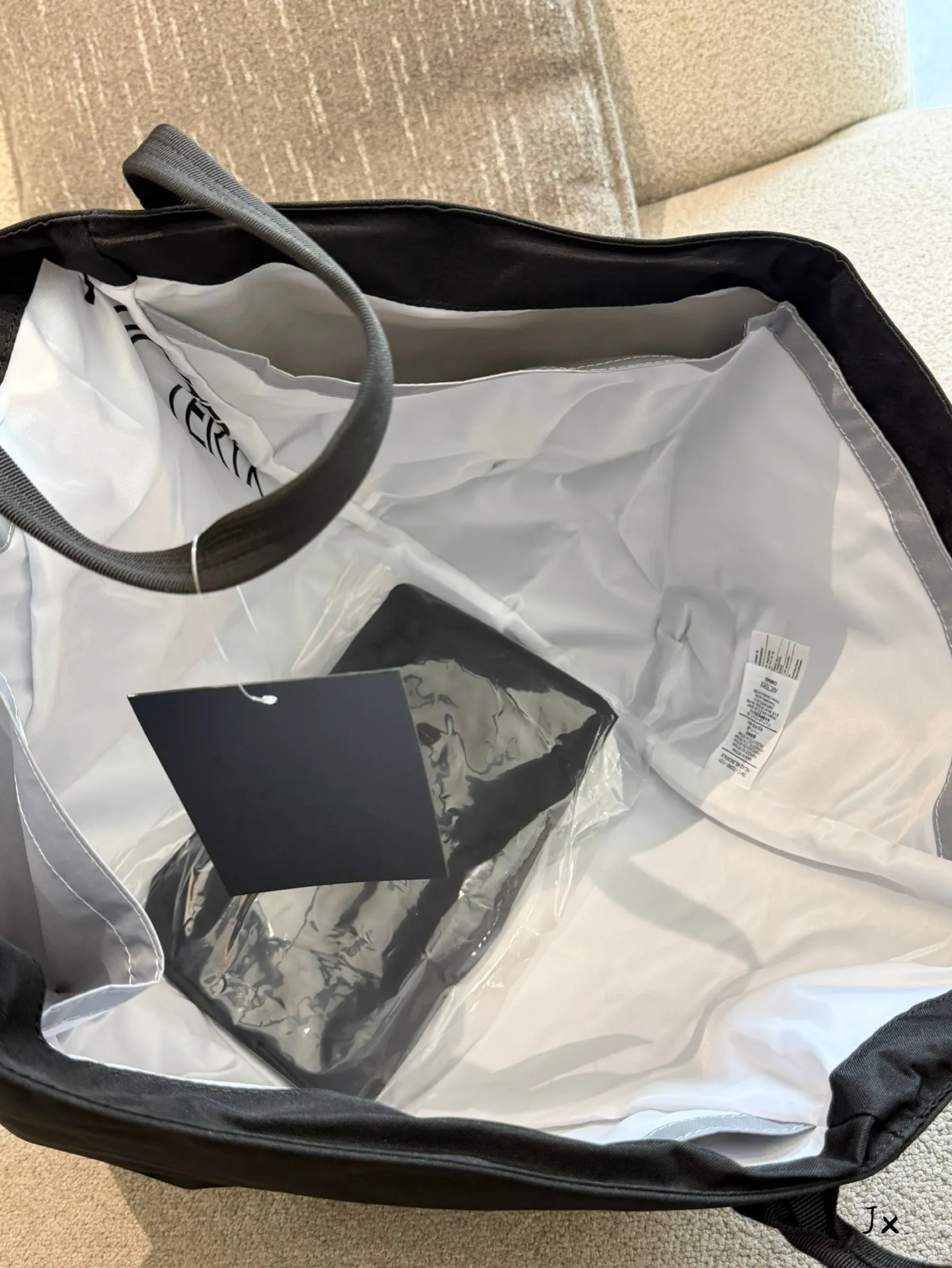 Carrier 45L Ripstop Nylon Tote Bag D36018454 — view 7