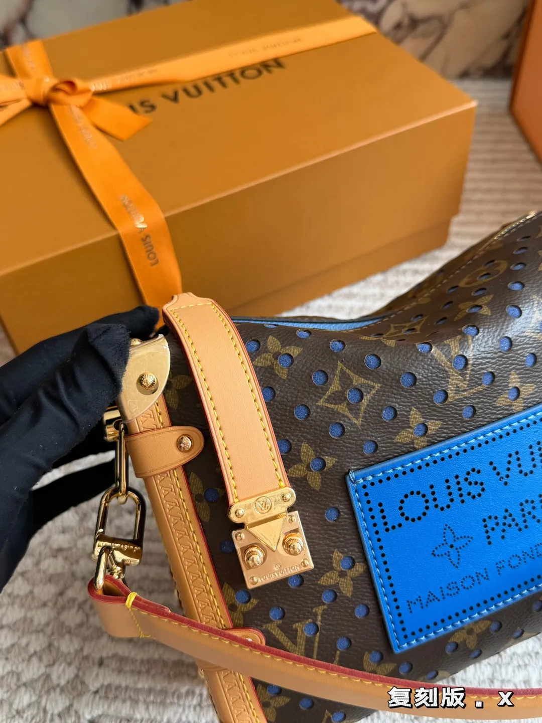 Monogram Trunk Shoulder Bag D36018461 — view 7