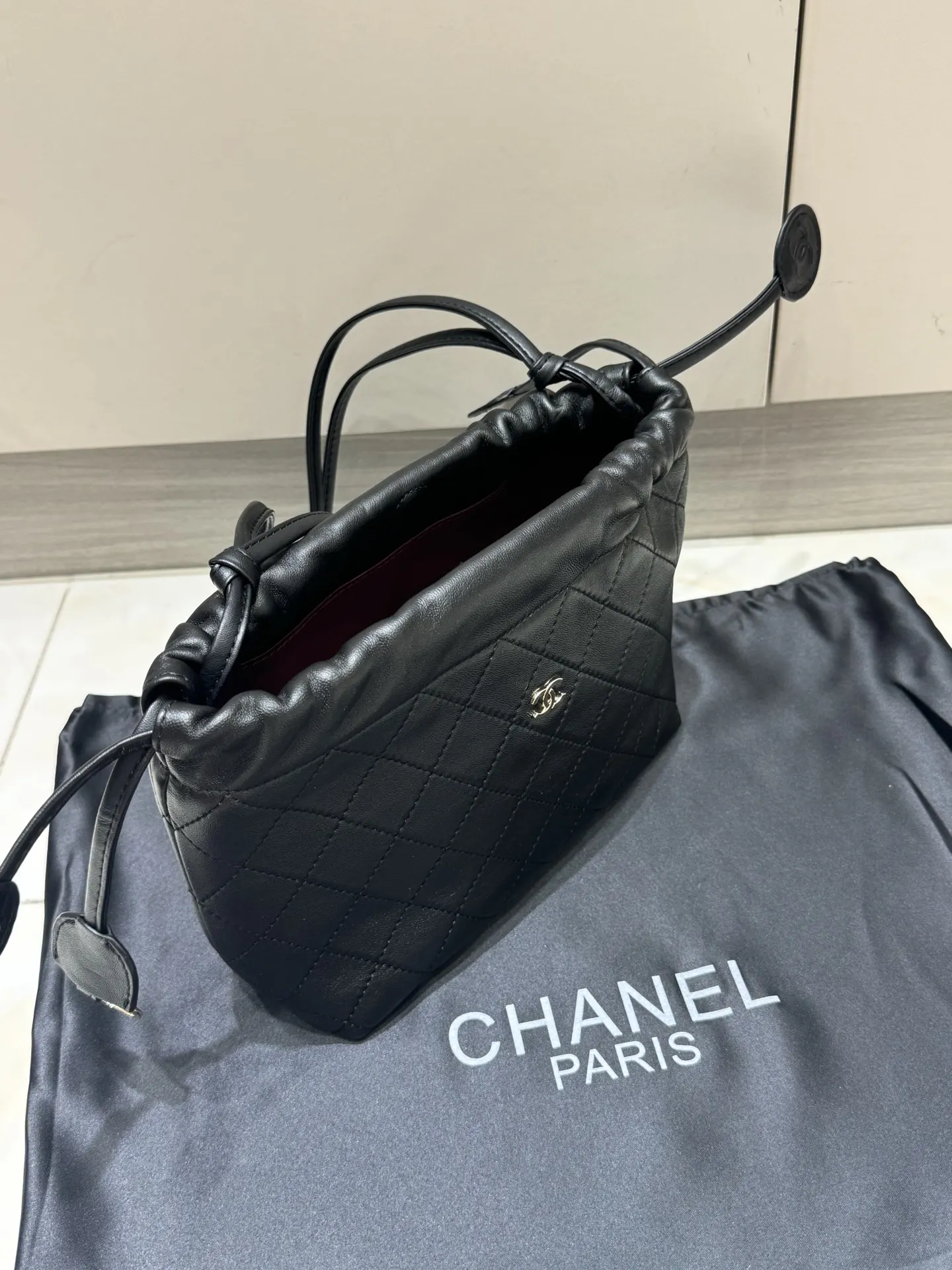 Chanel Drawstring Bucket Bag (Large) D38018280 — view 4