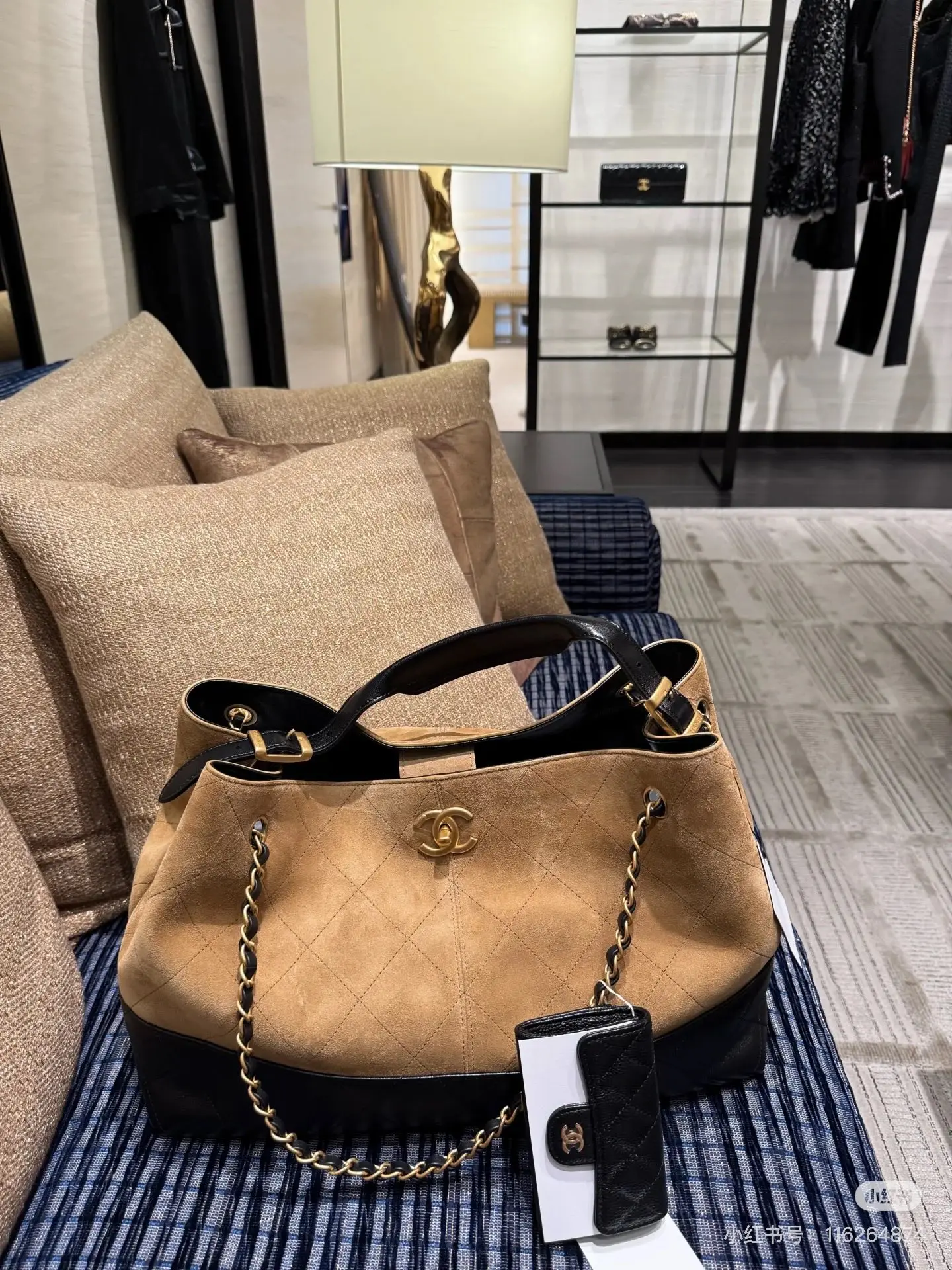 Chanel 25A Suede Hobo Tote Bag D38018169 — view 9