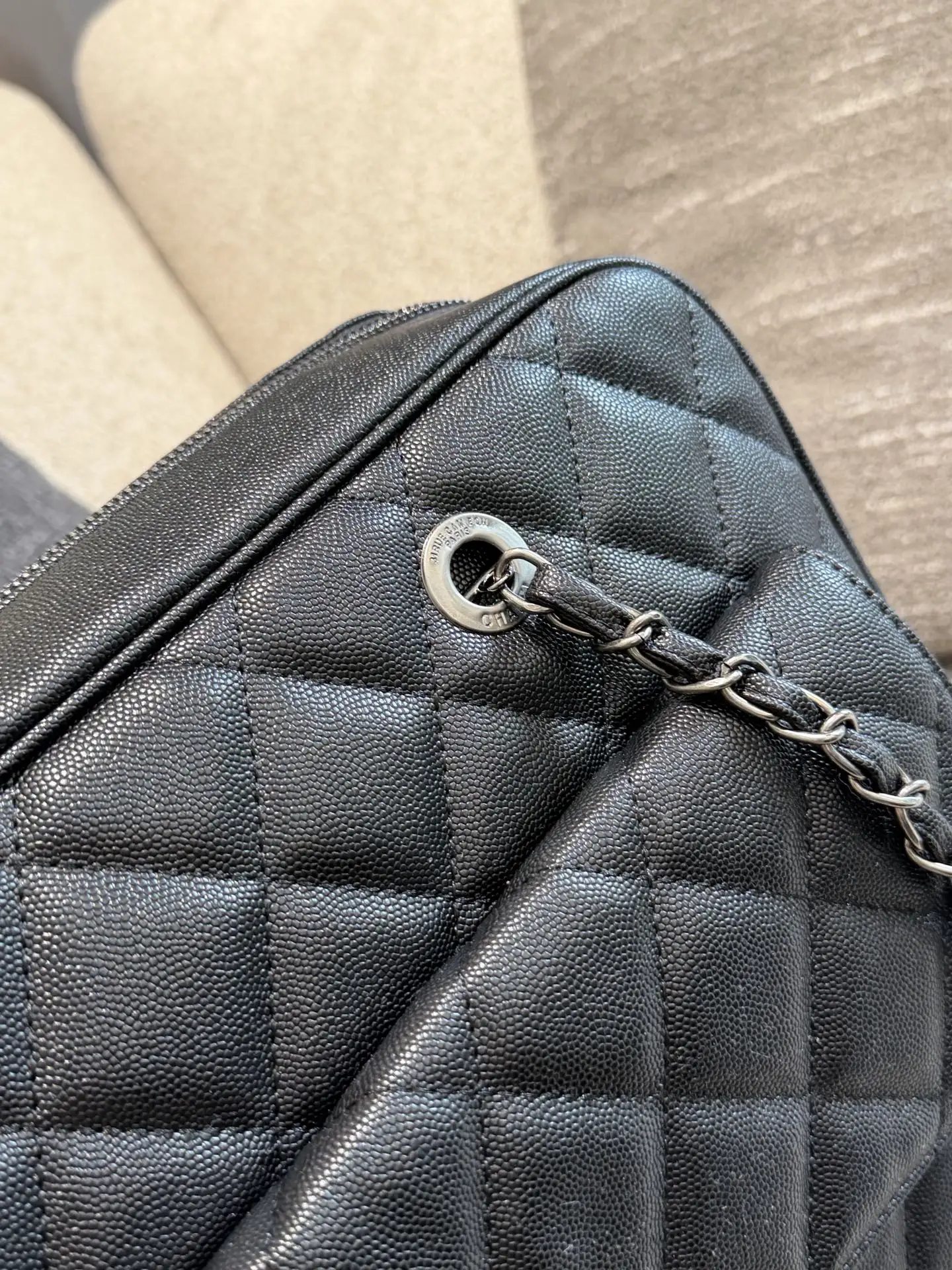 Quilted Leather Boston Bag D39018030 — view 6