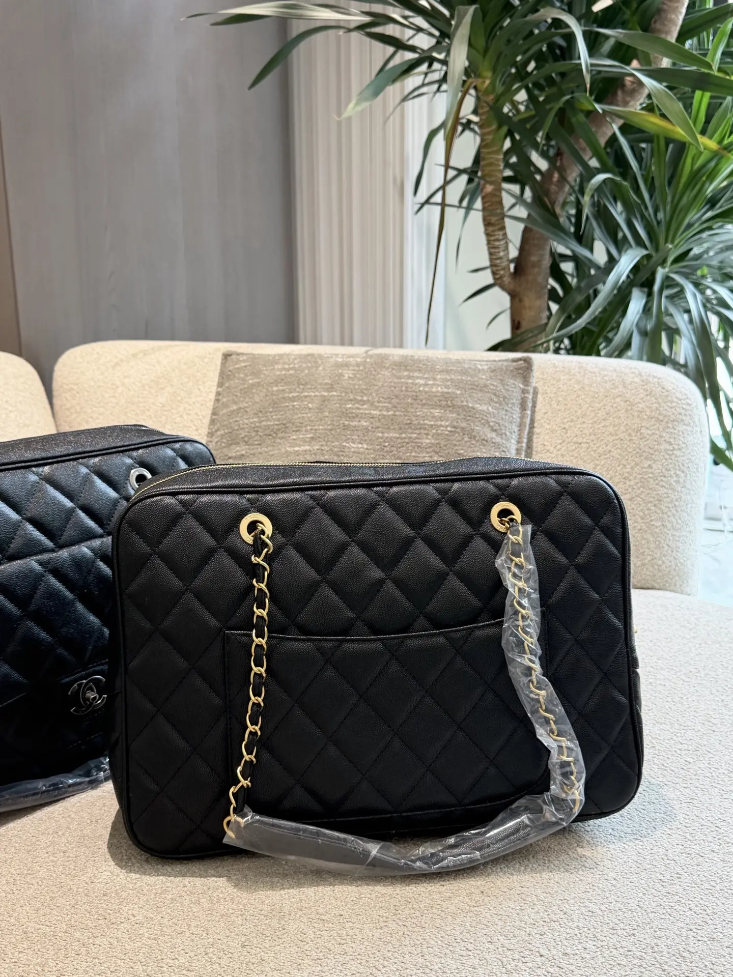 Quilted Leather Boston Bag D39018030 — view 7