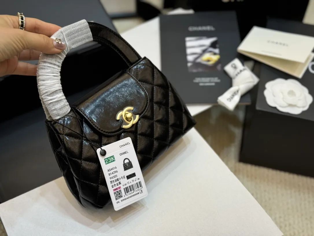 Chanel 23K Kelly Top-Handle Bag D41017845 — view 2