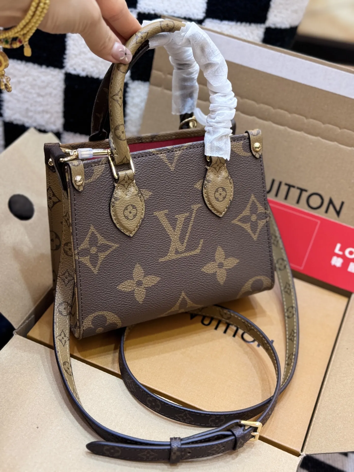 Onthego Mini Monogram Tote Bag D42017792 — view 11