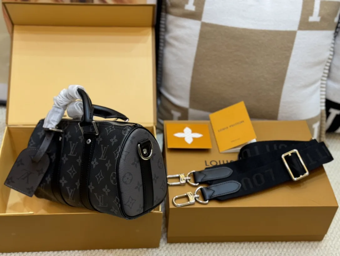 Keepall 25 Monogram Boston Bag D44017801 — view 2