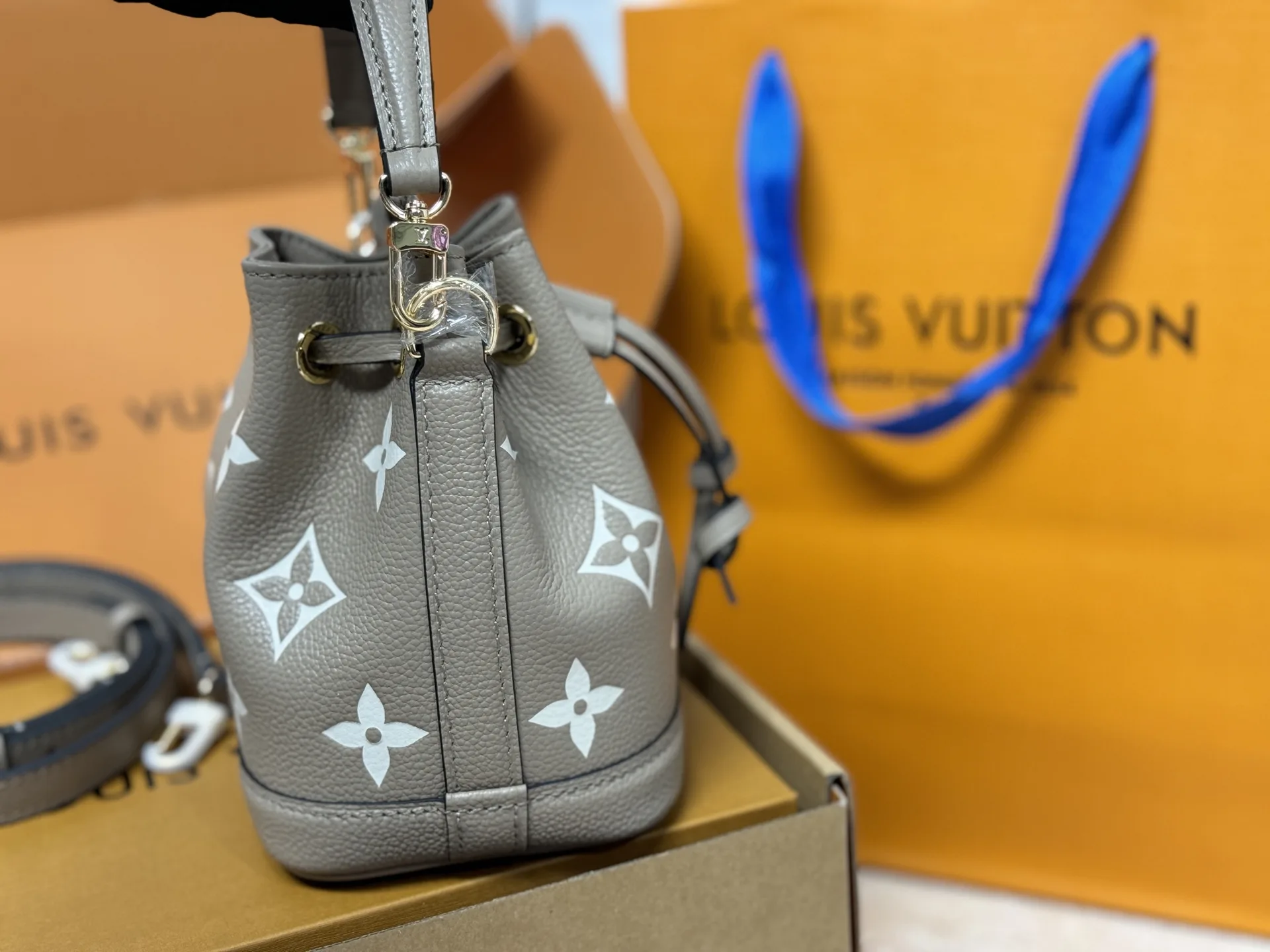Nano Noé Monogram Empreinte Bucket Bag D47017797 — view 3
