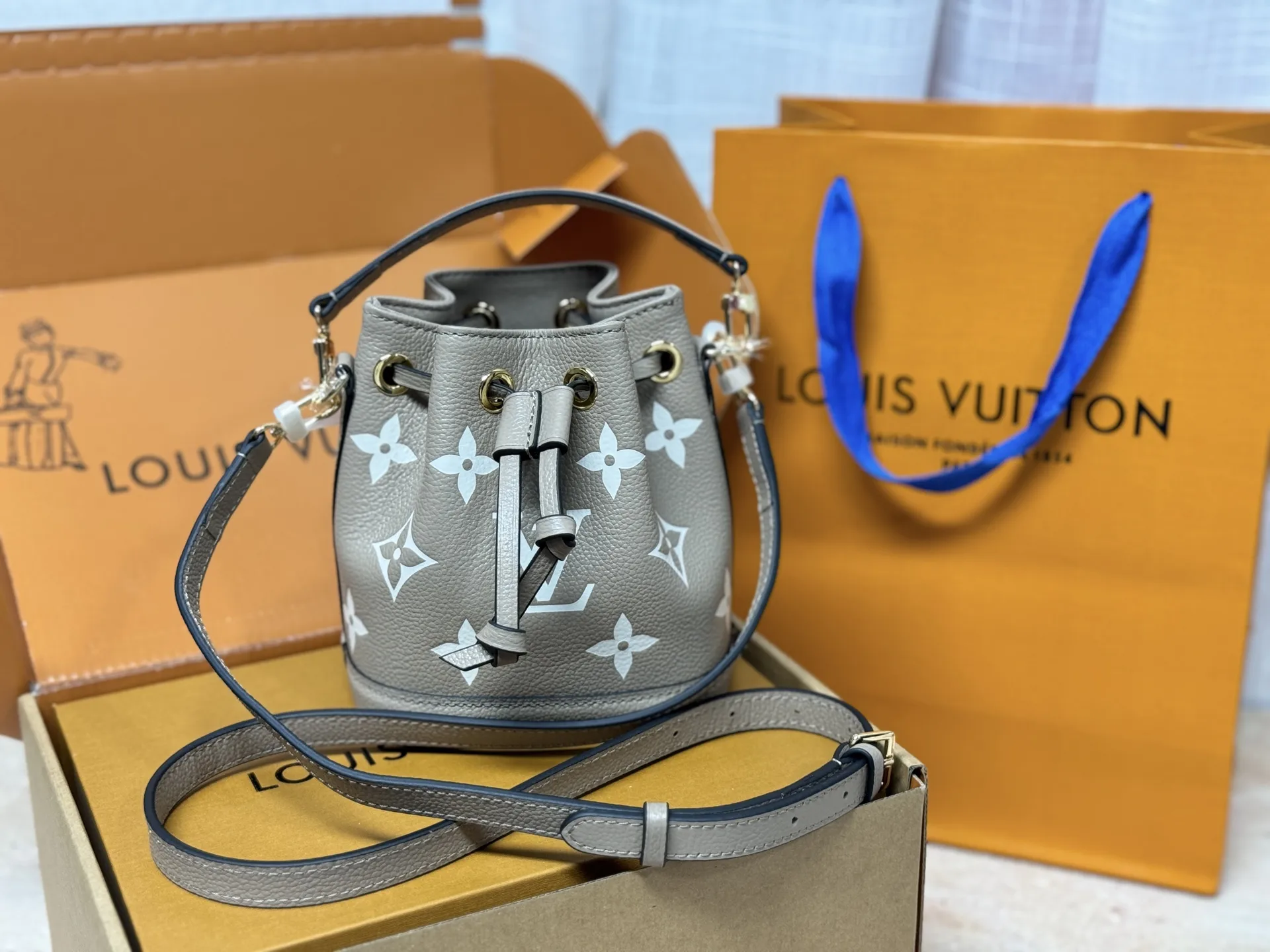Nano Noé Monogram Empreinte Bucket Bag D47017797 — view 8