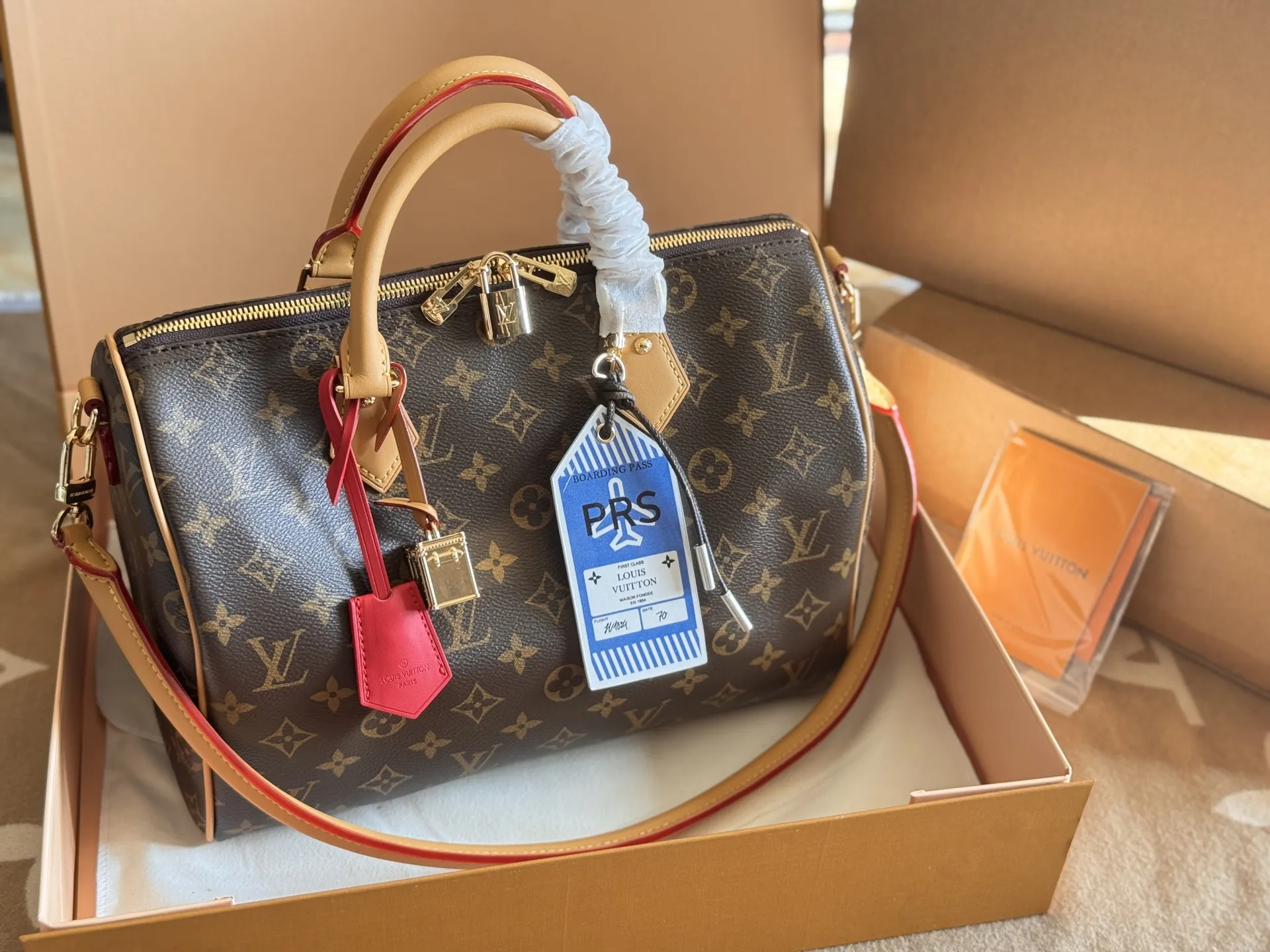 Speedy Bandoulière 30 Monogram Top-Handle Bag D48017791