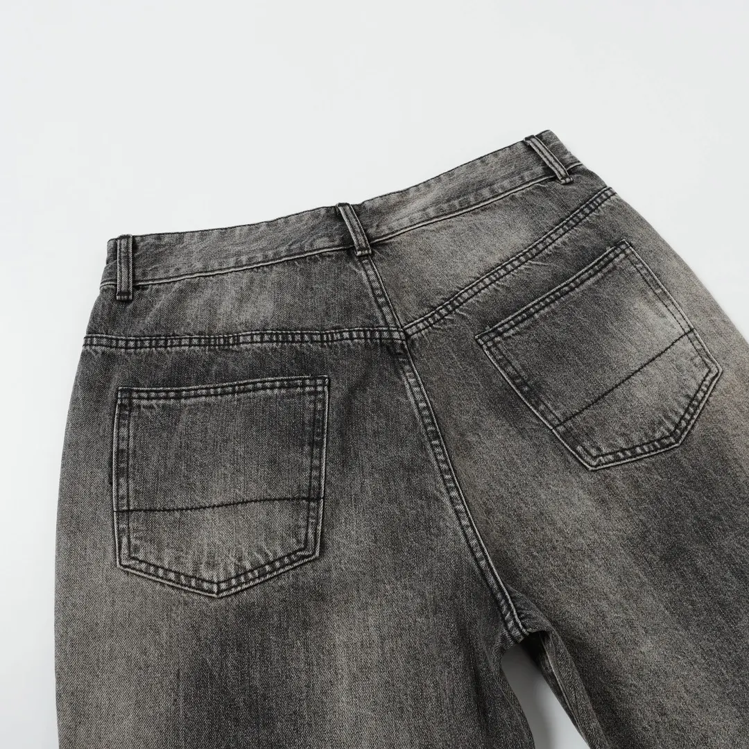 Distressed Tapered Selvedge Denim Jeans D19520579 — view 14