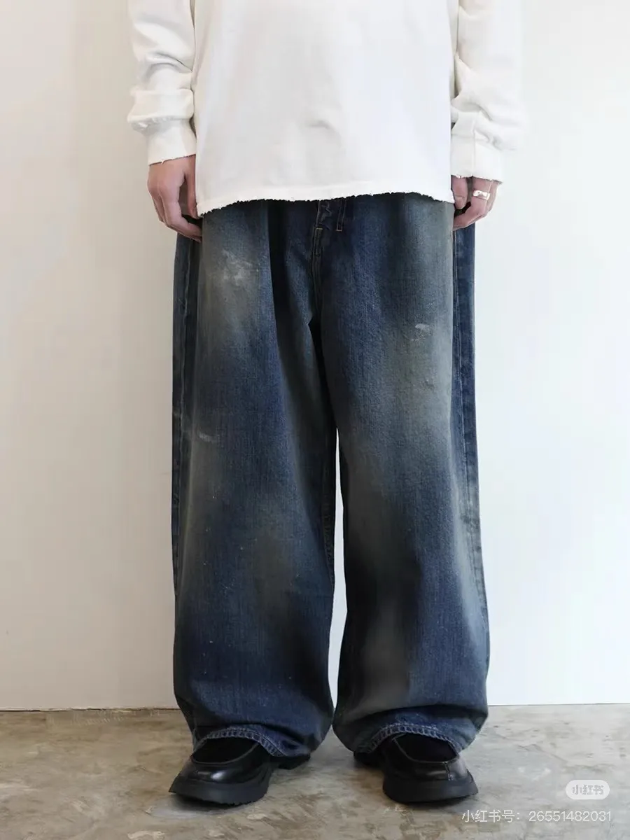 Ancellm Distressed Tapered-Leg Jeans D20020558 — view 6