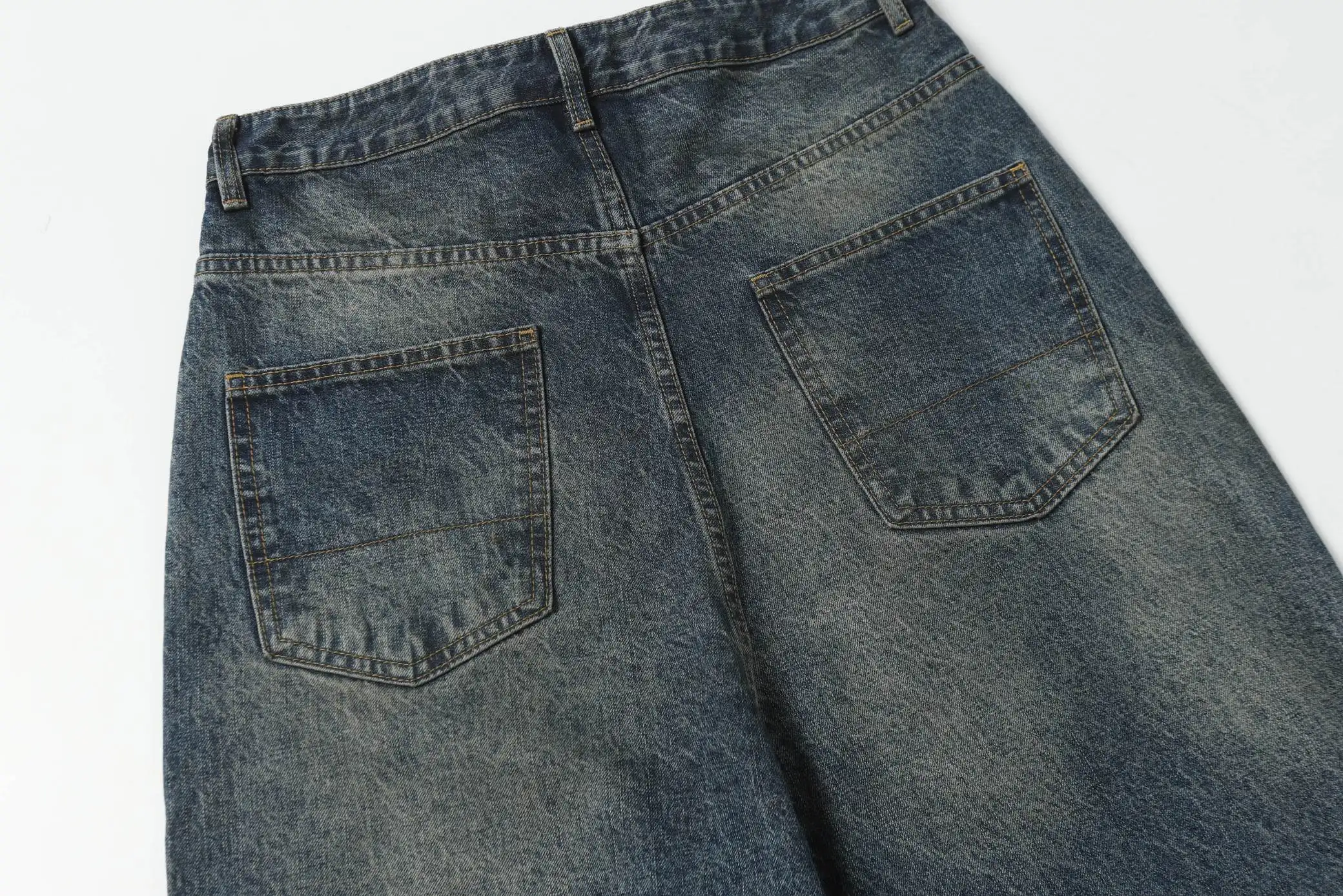 ANCELLM Distressed Tapered-Leg Jeans D20020559 — view 7