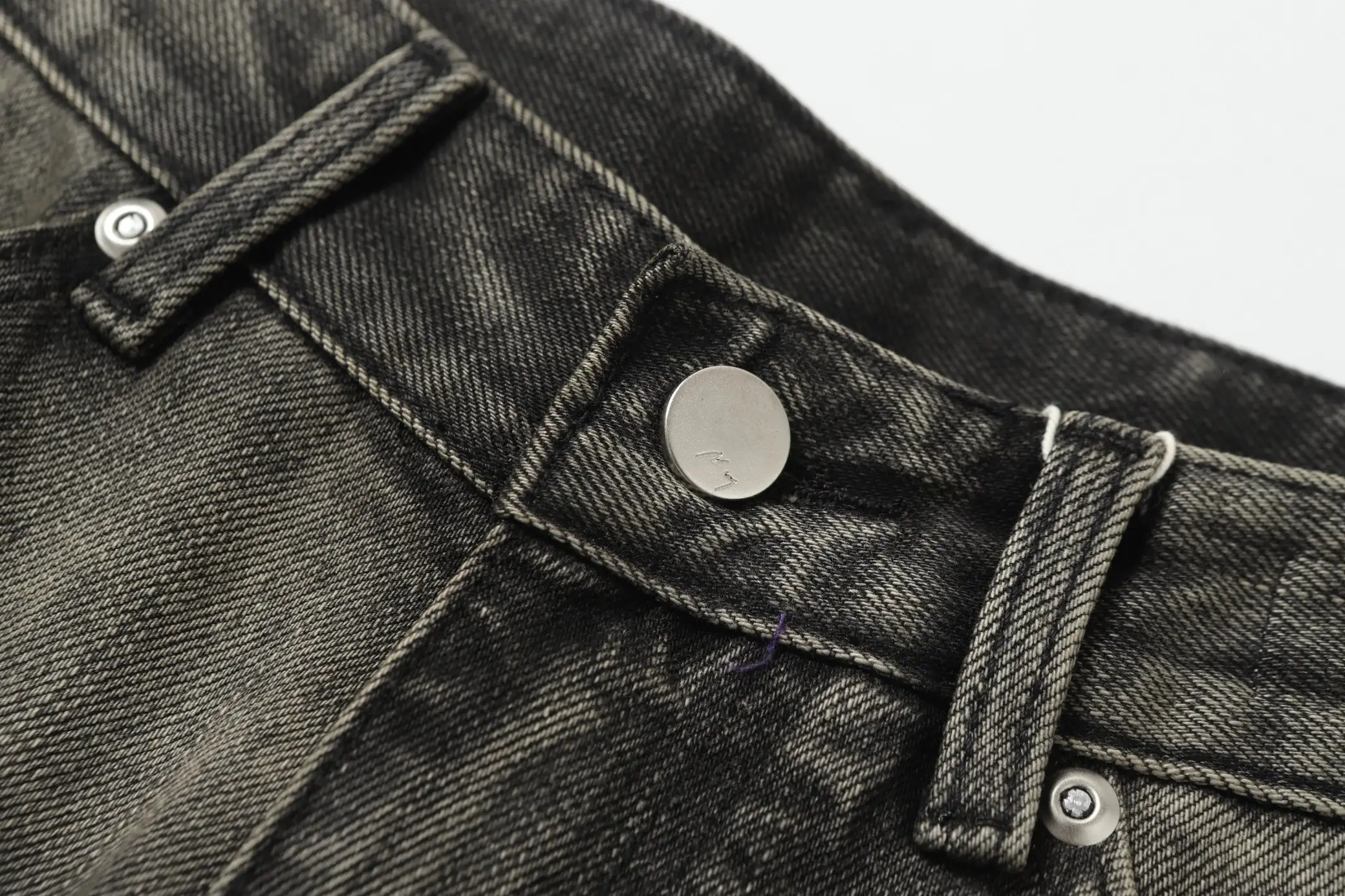 ANCELLM Distressed Tapered Jeans D20020557 — view 14