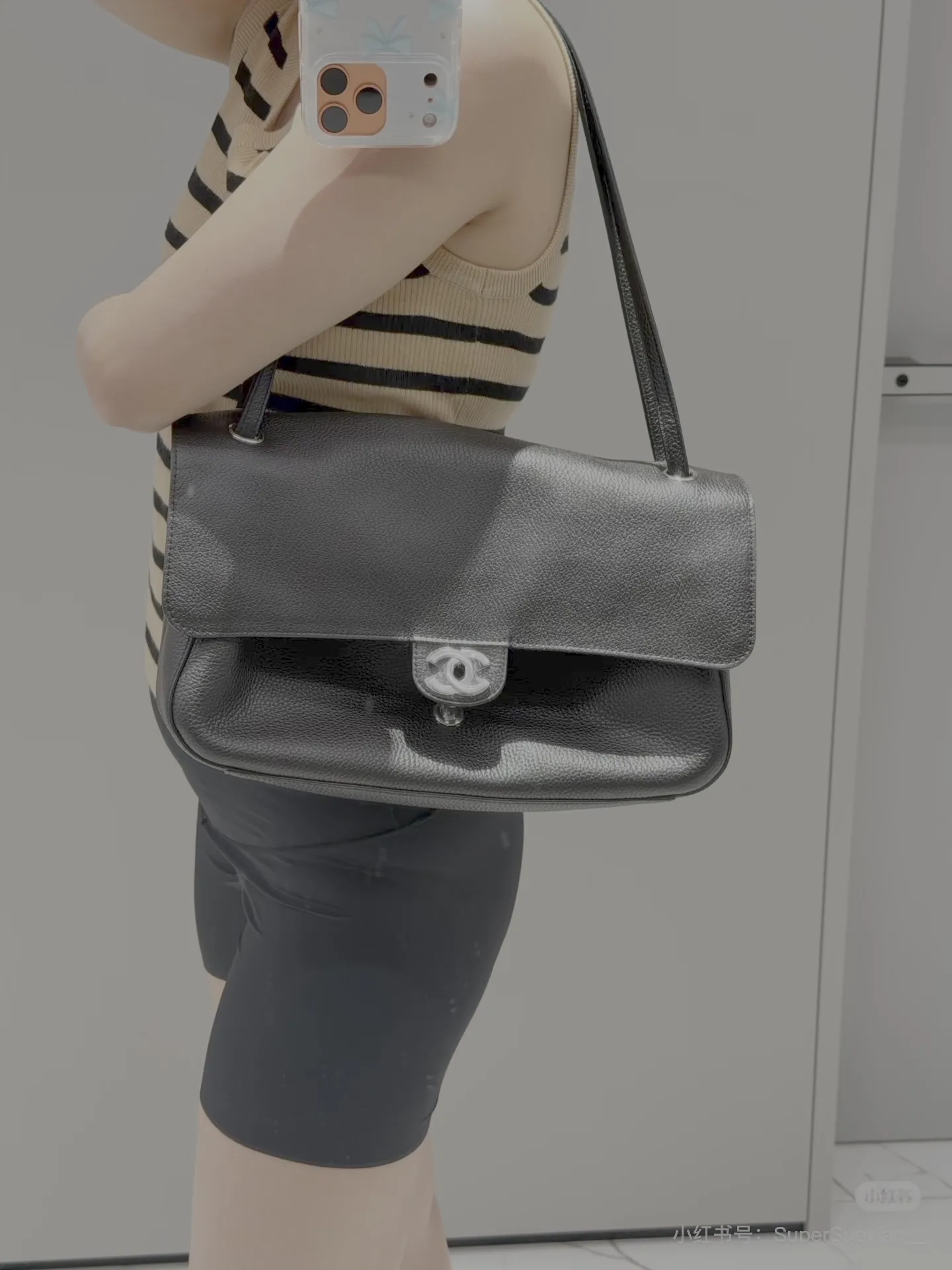 Maxi Flap Shoulder Bag D52017841 — view 8