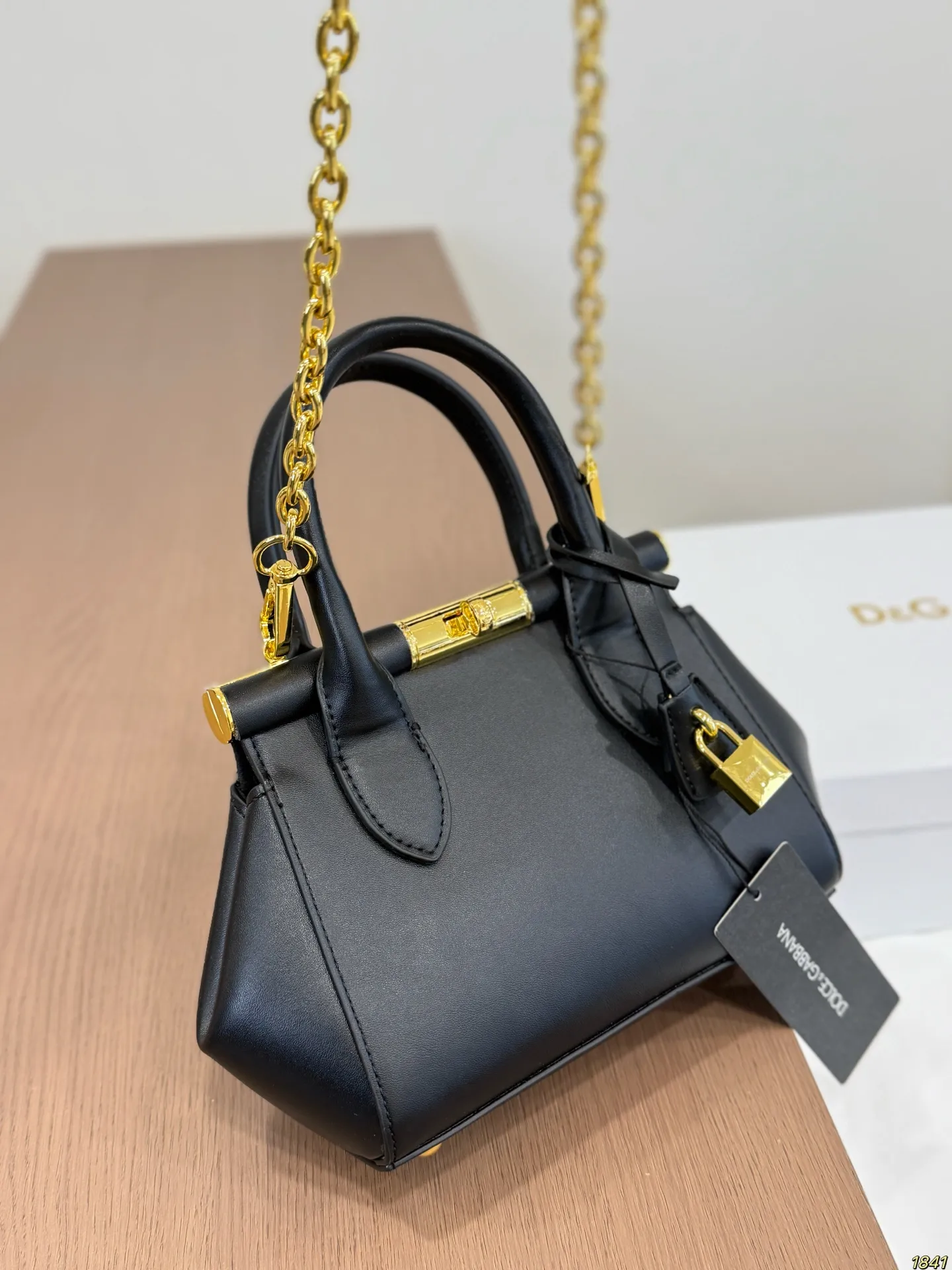 DG Logo Top-Handle Crossbody Bag D28018218 — view 5