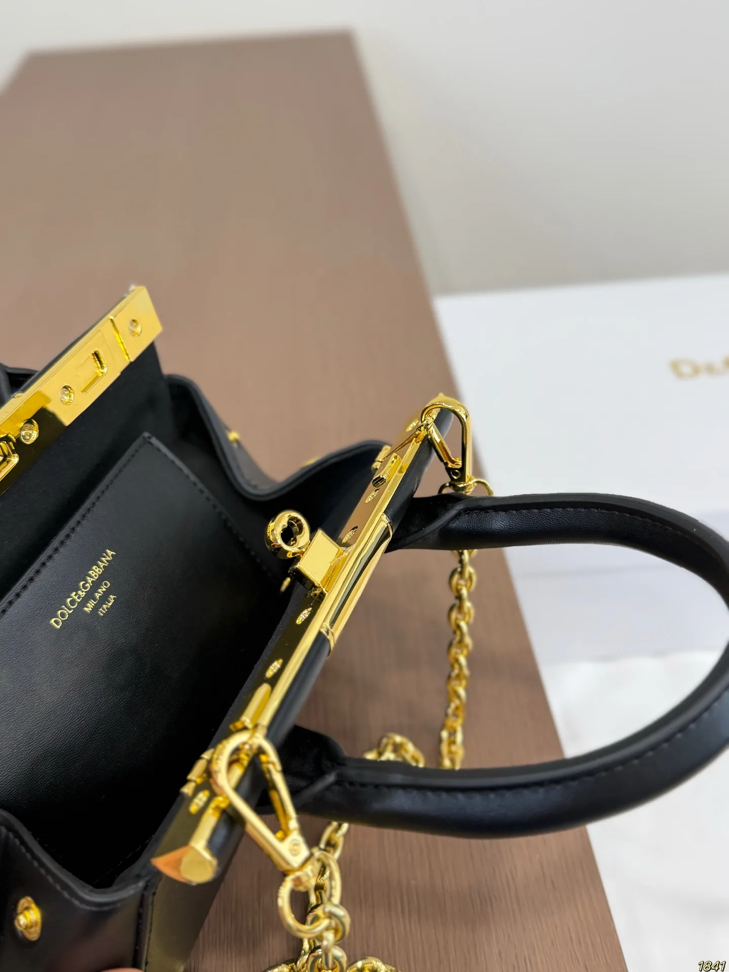 DG Logo Top-Handle Crossbody Bag D28018218 — view 9