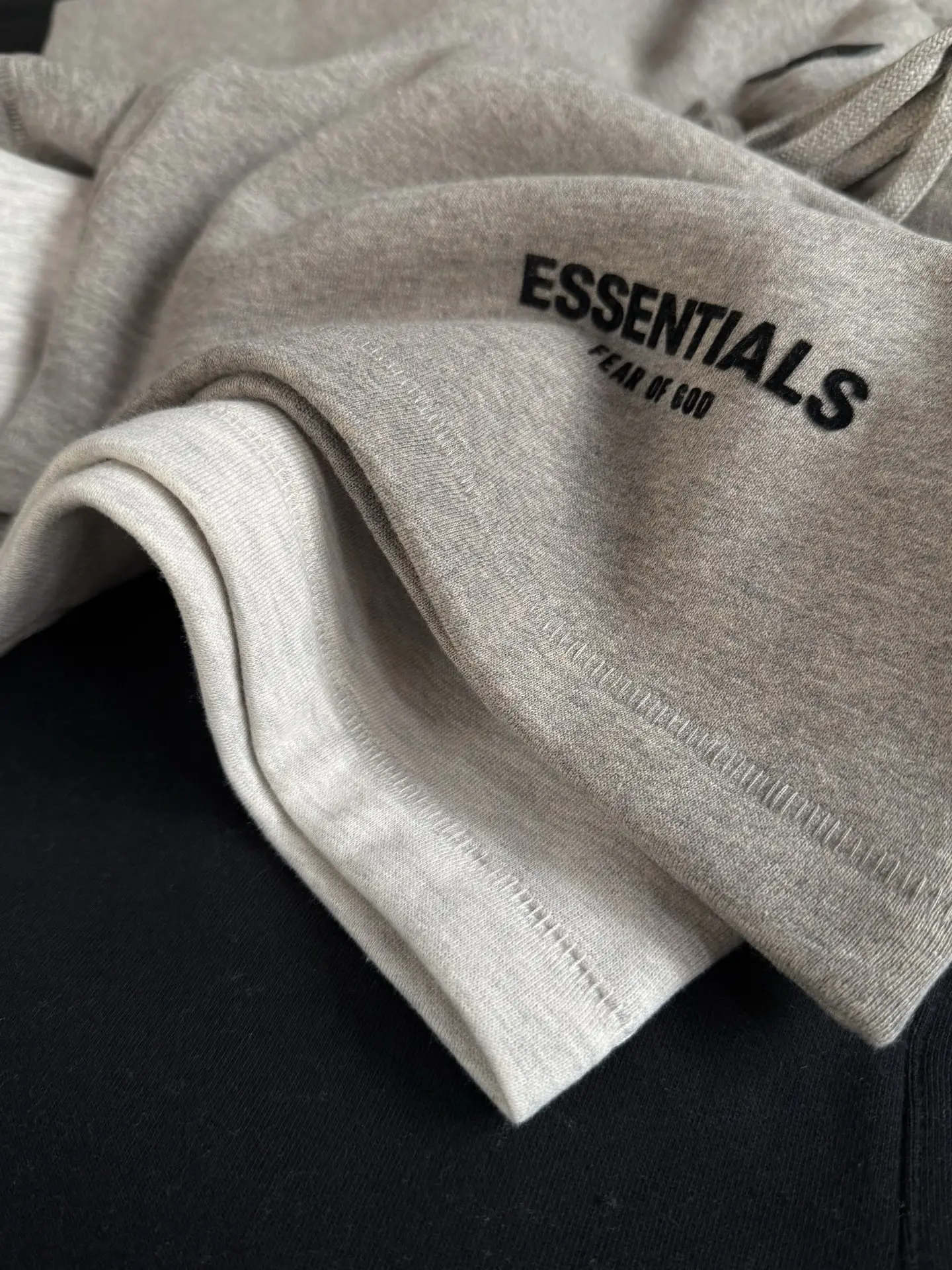Essentials Flocked Logo Cotton-Blend Shorts D13023699 — view 4