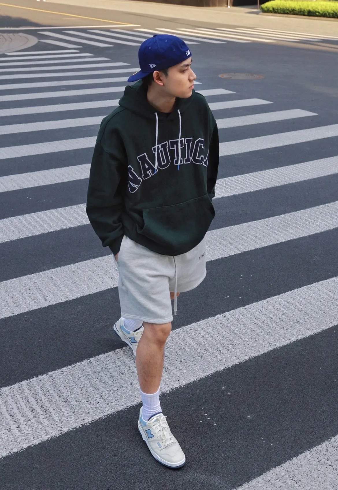 Essentials Flocked Logo Cotton-Blend Shorts D13023699 — view 11