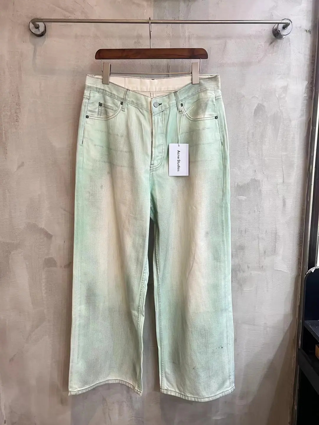 1981M Distressed Mud-Dye Luminous Jeans D22020555 — view 10