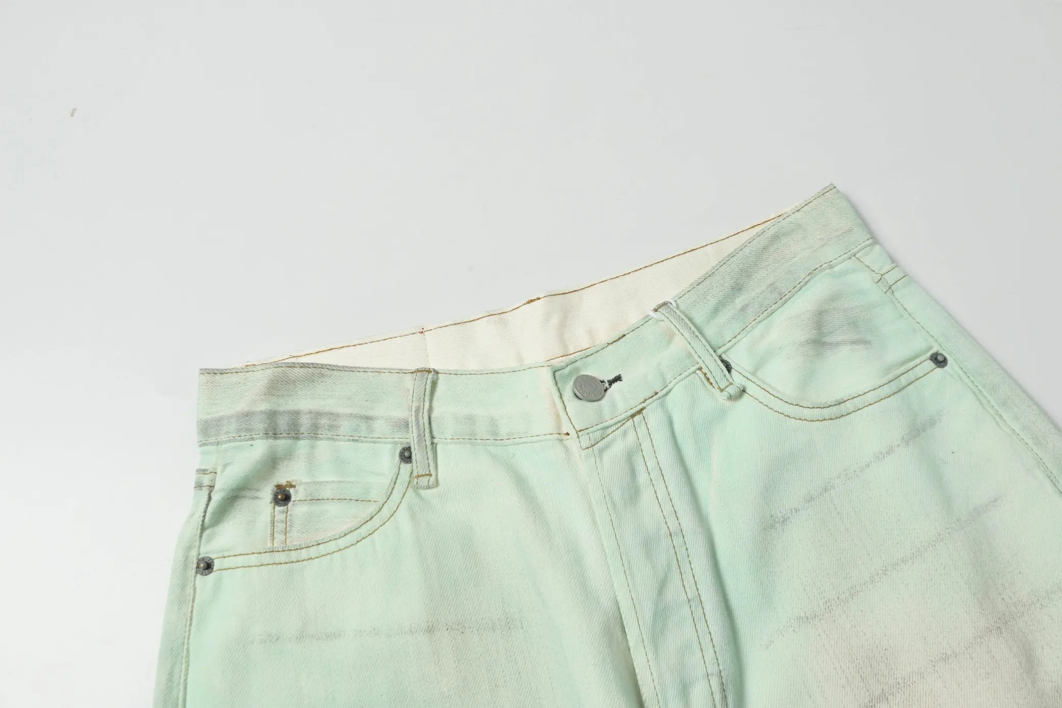1981M Distressed Mud-Dye Luminous Jeans D22020555 — view 22