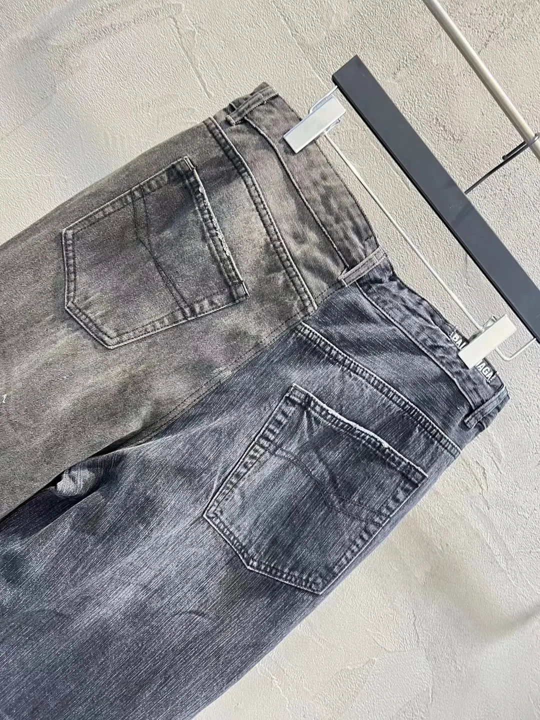 Asymmetric Hybrid Straight and Flare Jeans D23520564 — view 7