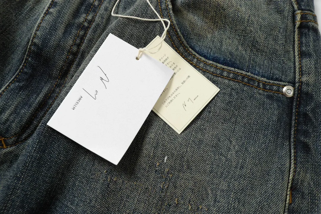 Ancellm Tapered Distressed Wash Jeans D21020561 — view 24